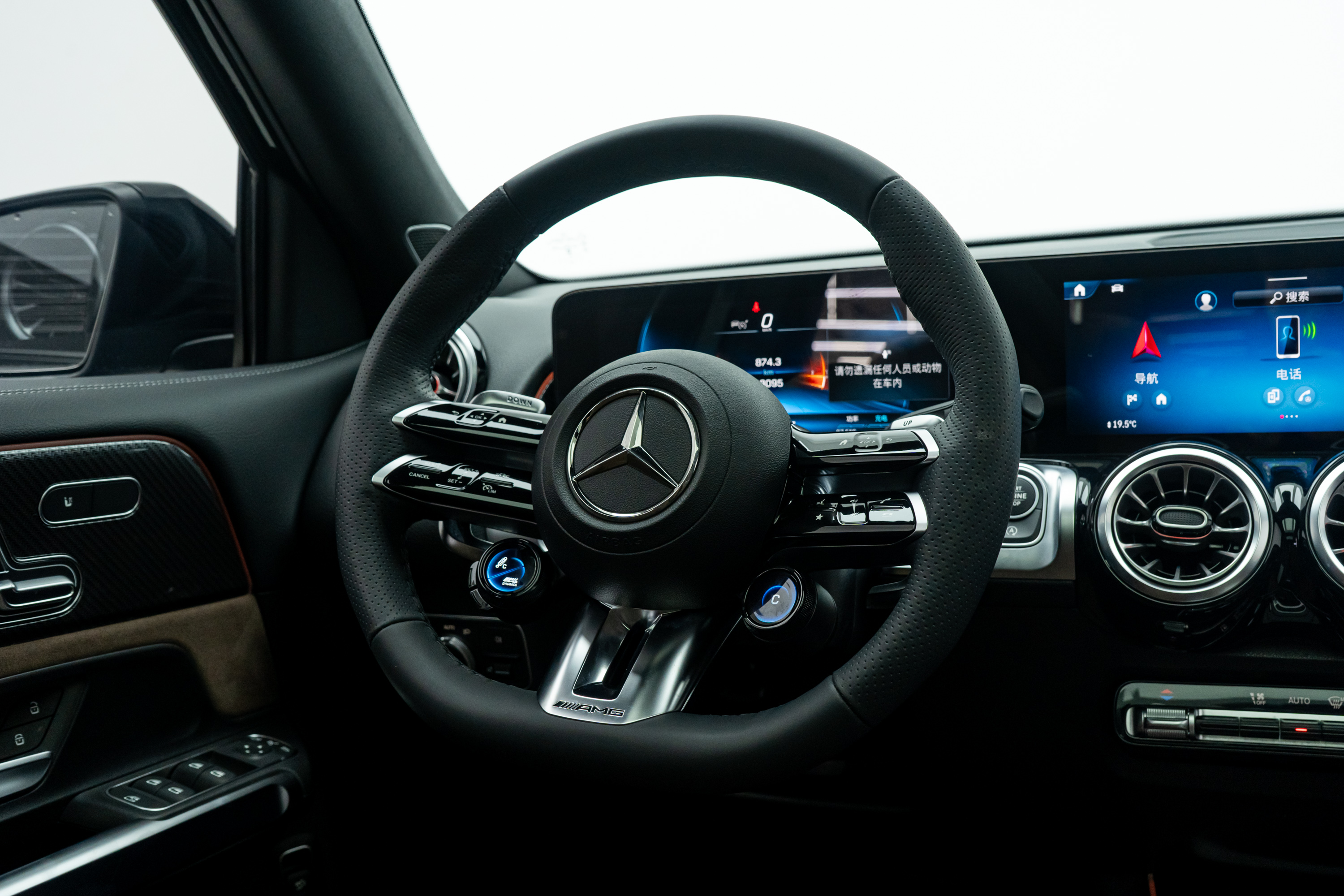 Mercedes-Benz GLB AMG 2024 car image #18