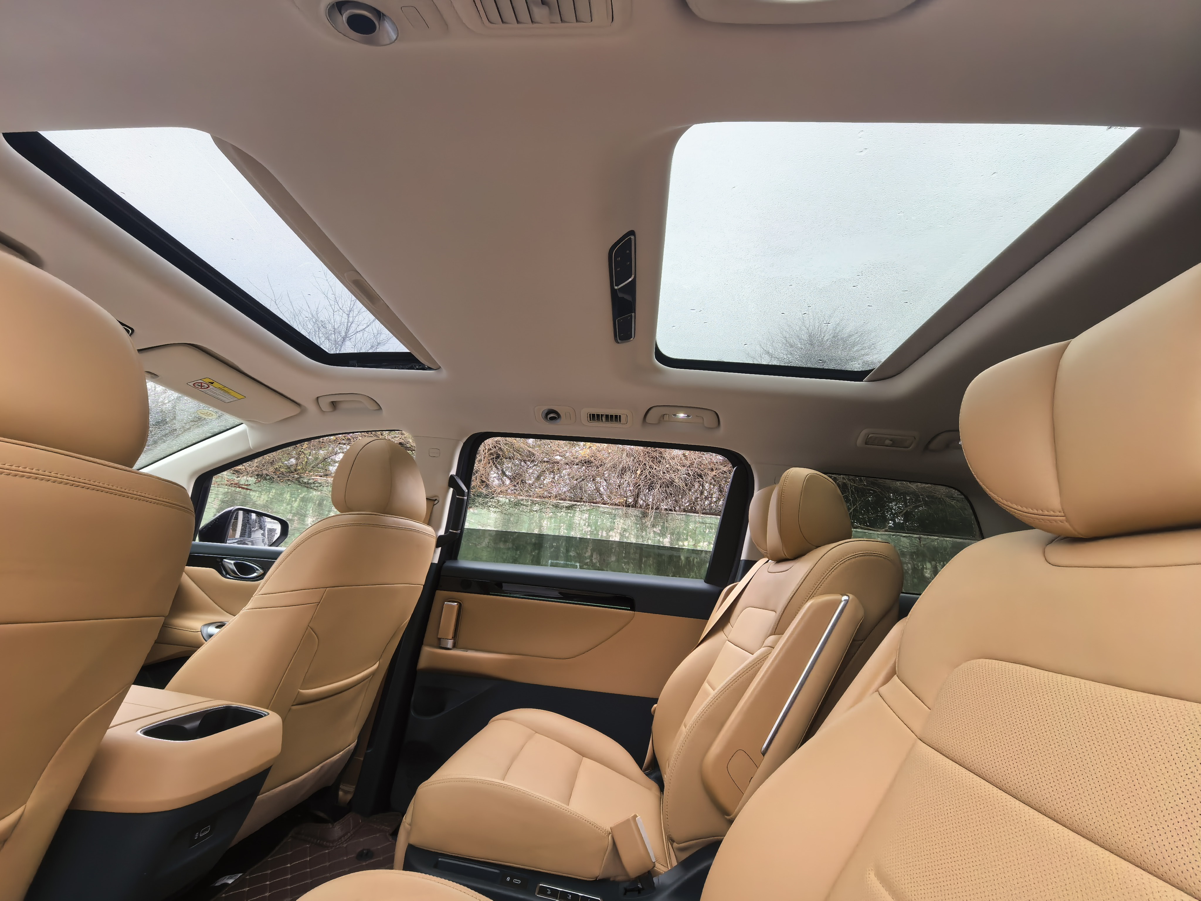 GAC Trumpchi E8 New Energy 2023 car image #18