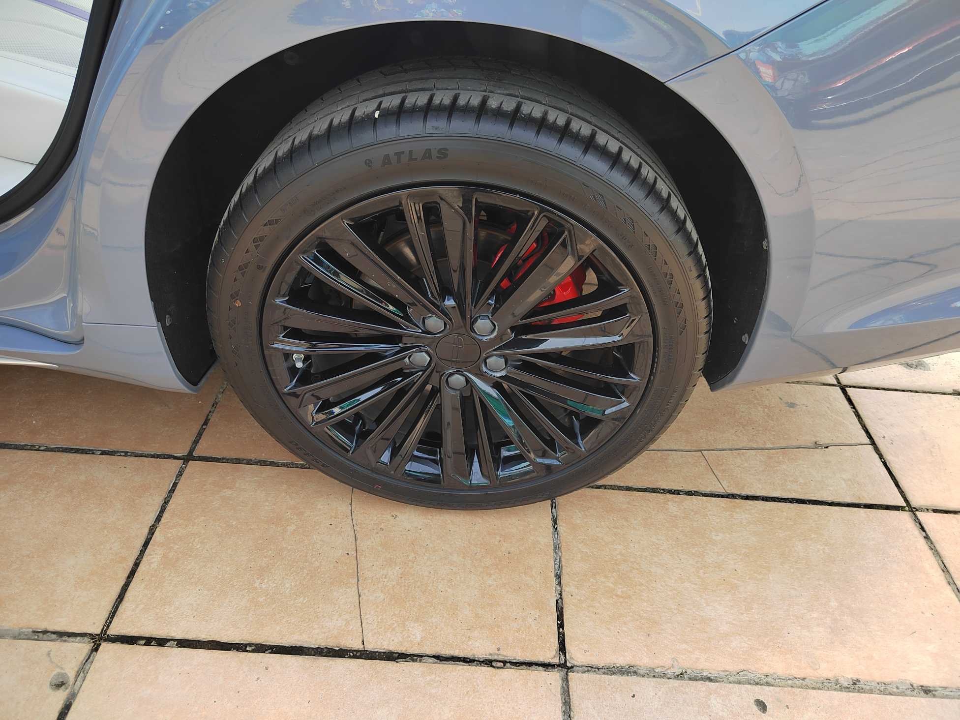 GEELY PrefaceL 2023 car image #18