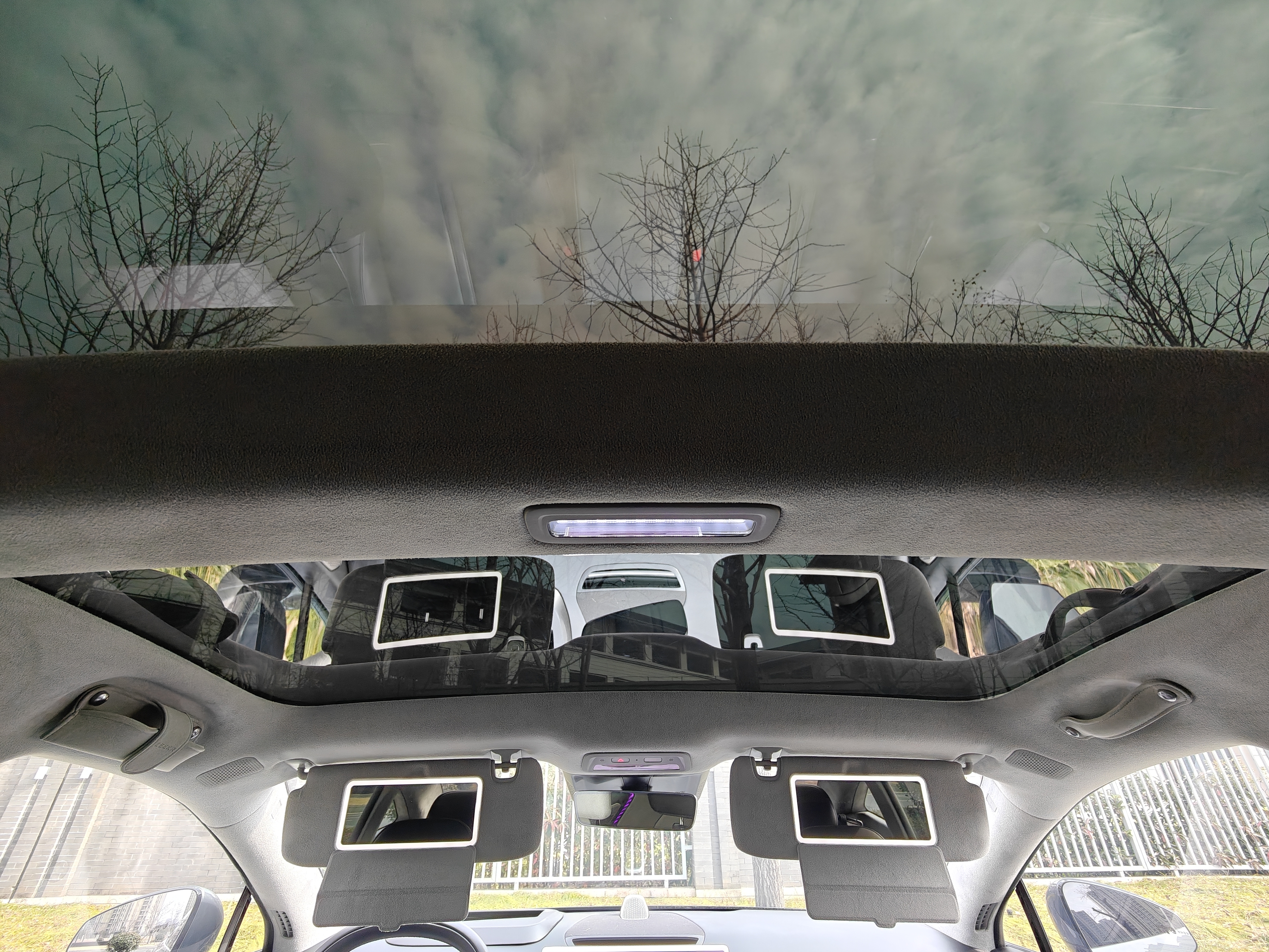 极氪 极氪007 2024 汽车图片 #18