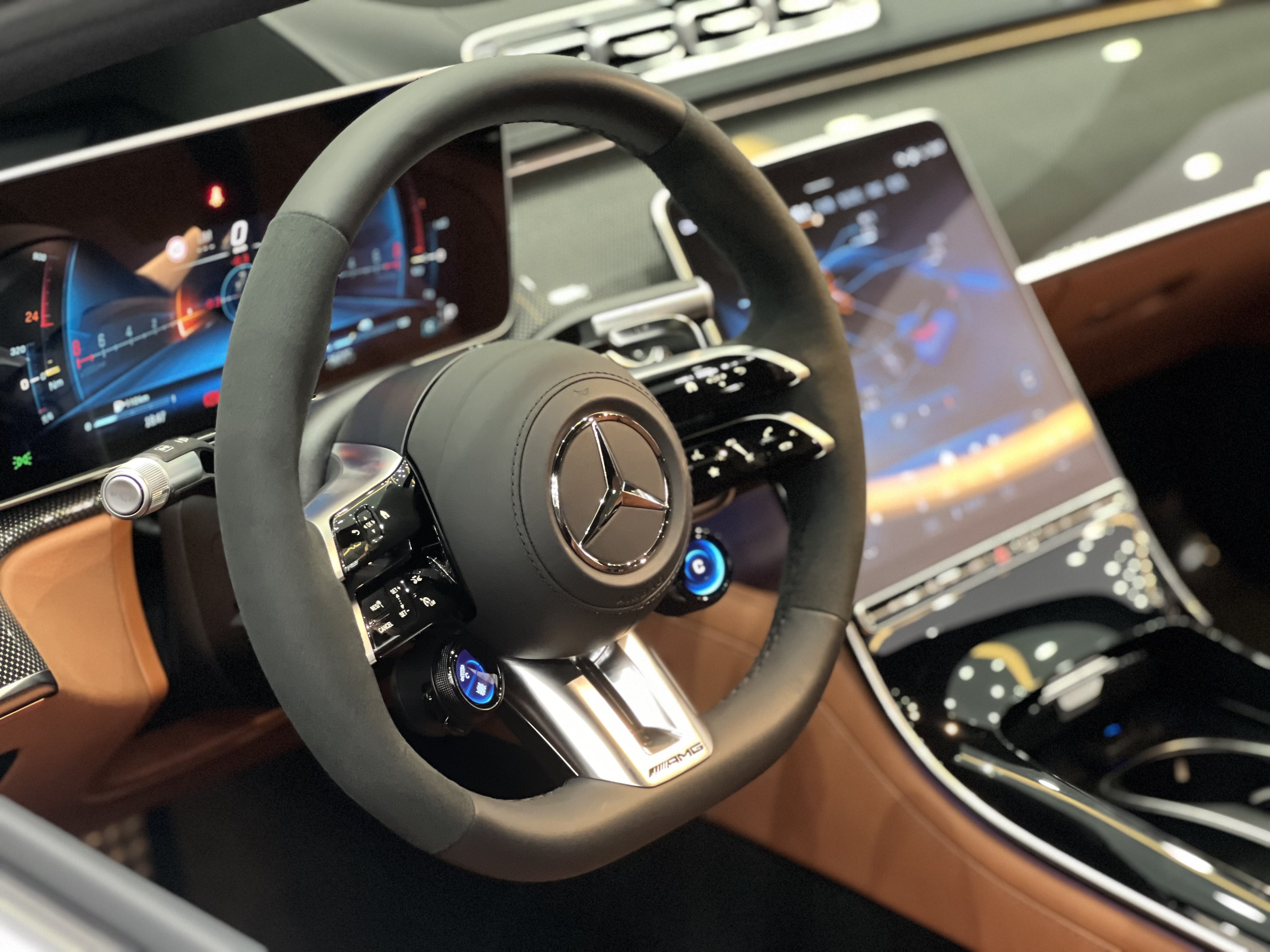 Mercedes-Benz S AMG New Energy 2025 صورة سيارة #18