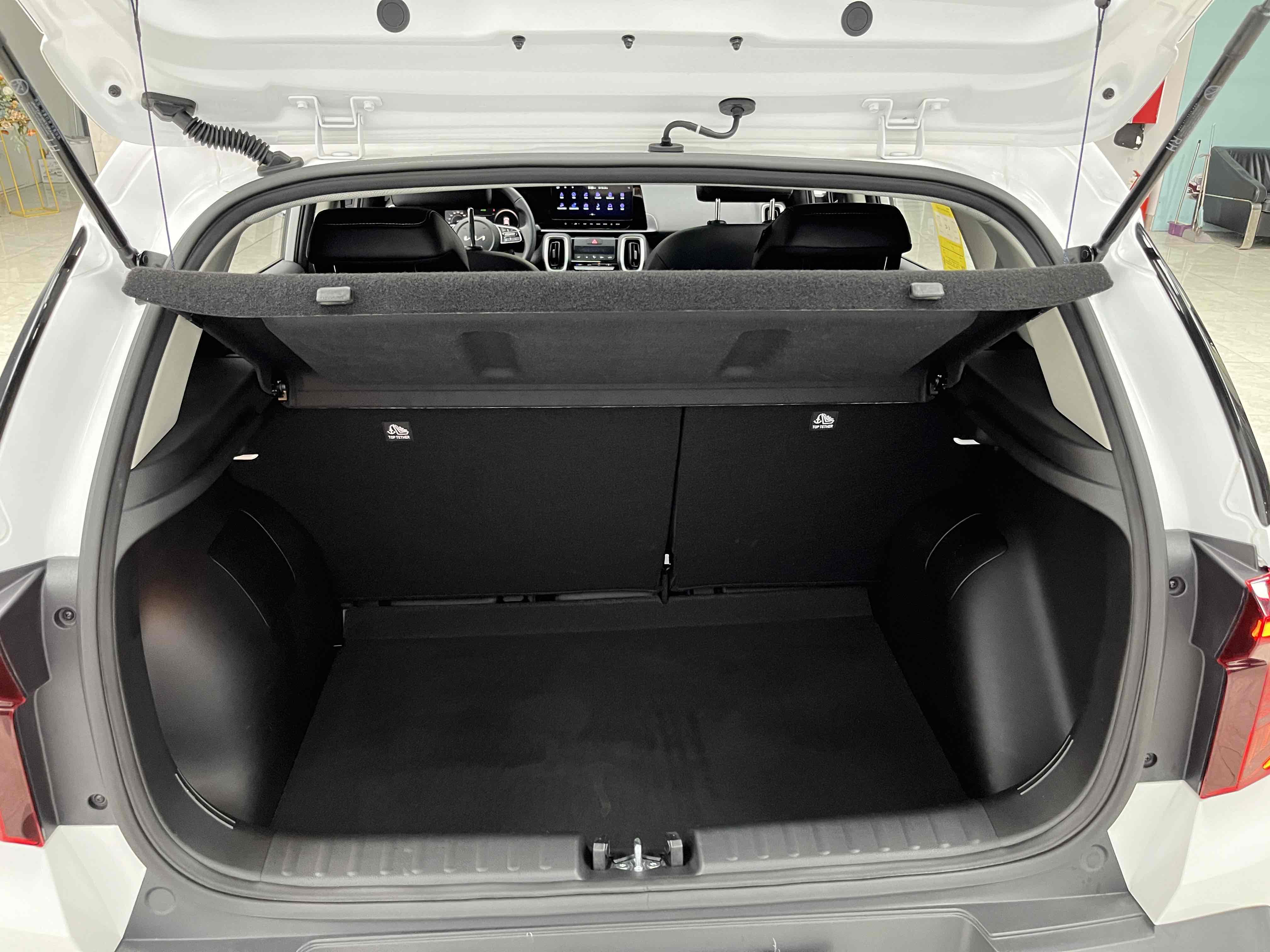 Kia Sonet 2024 صورة سيارة #18