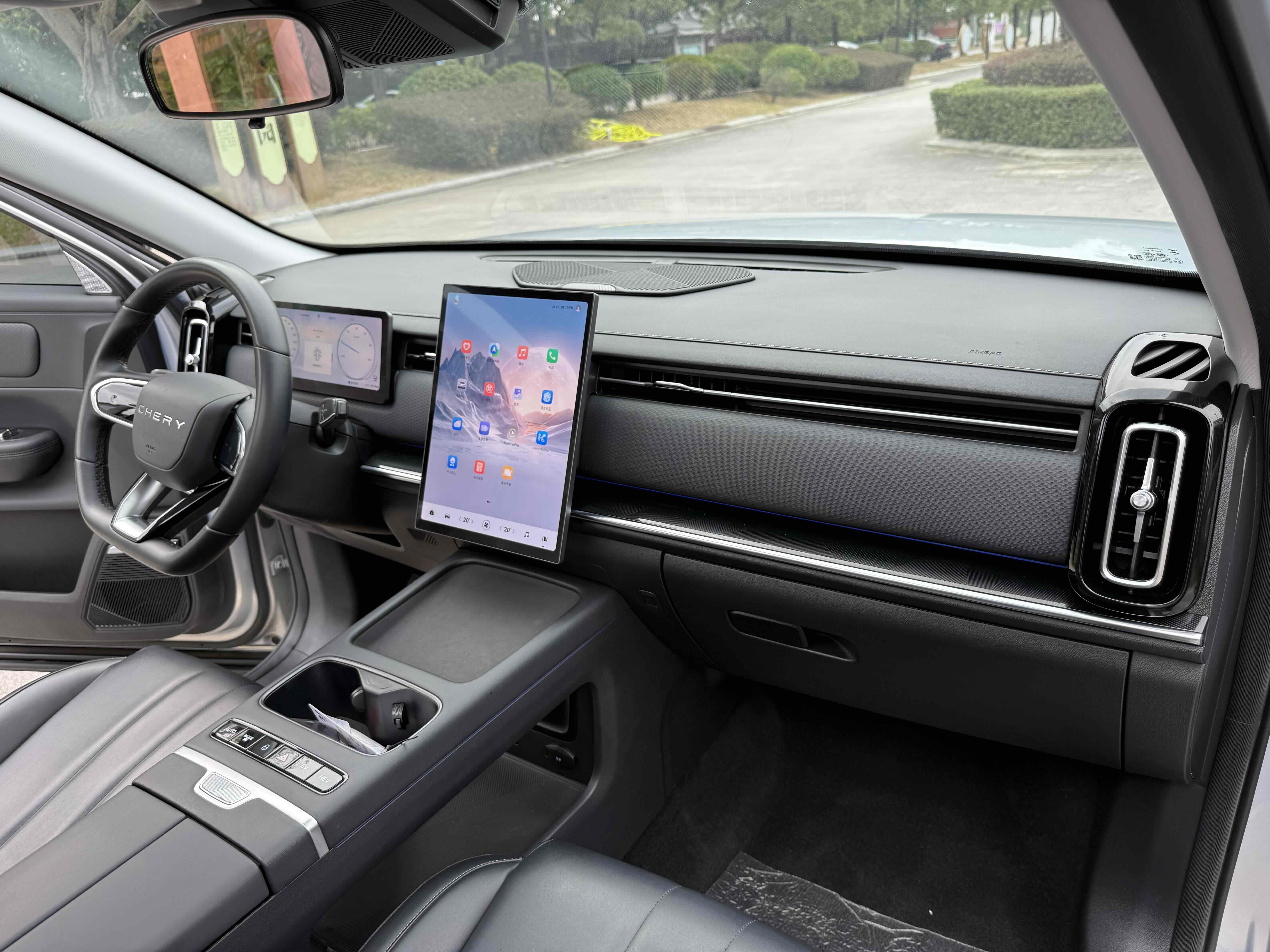 Chery Exploration 06 C-DM 2024 immagine di auto #18