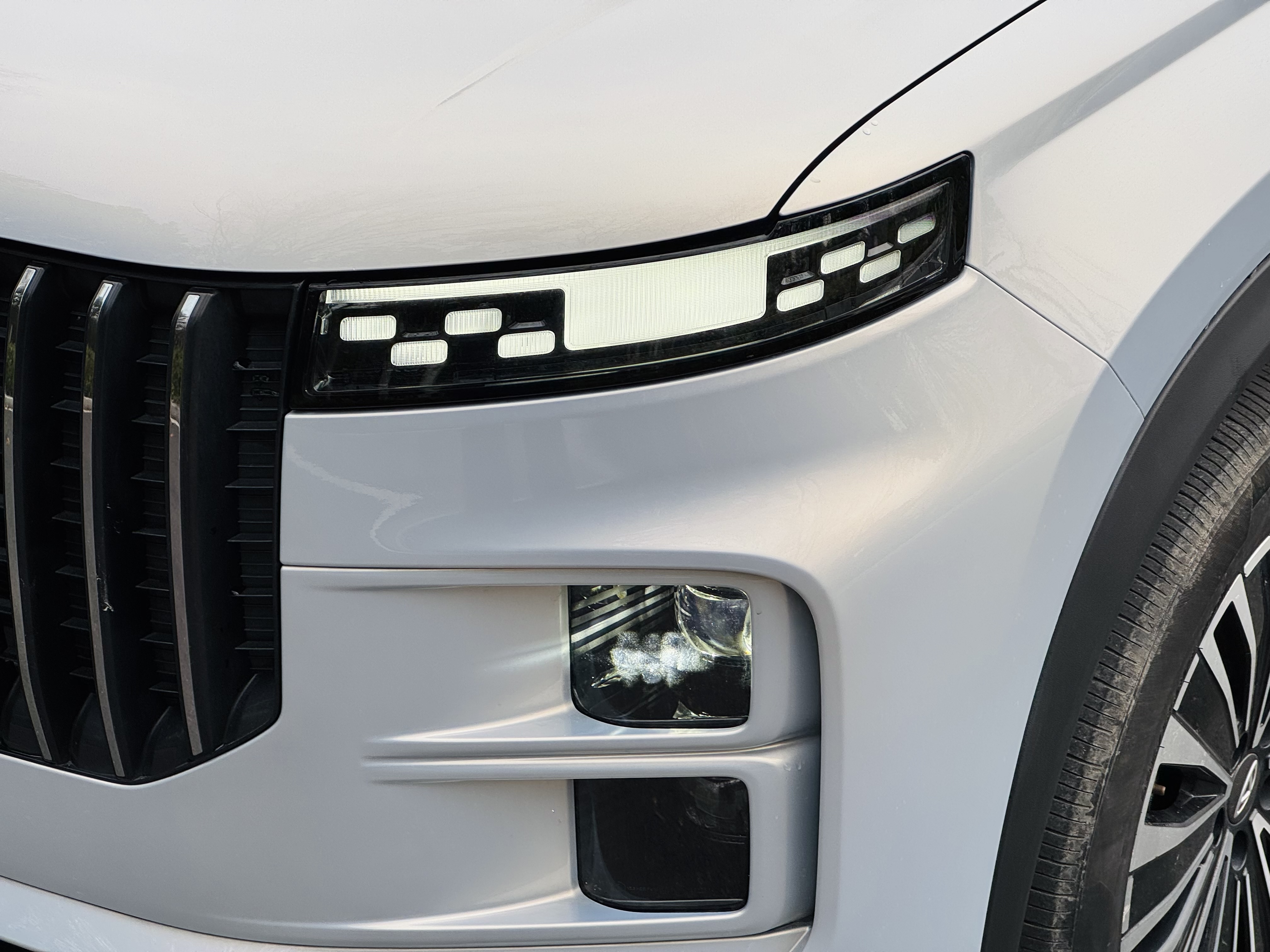 Chery Exploration 06 C-DM 2024 #18 Chery Exploration 06 C-DM 2024 car image #18