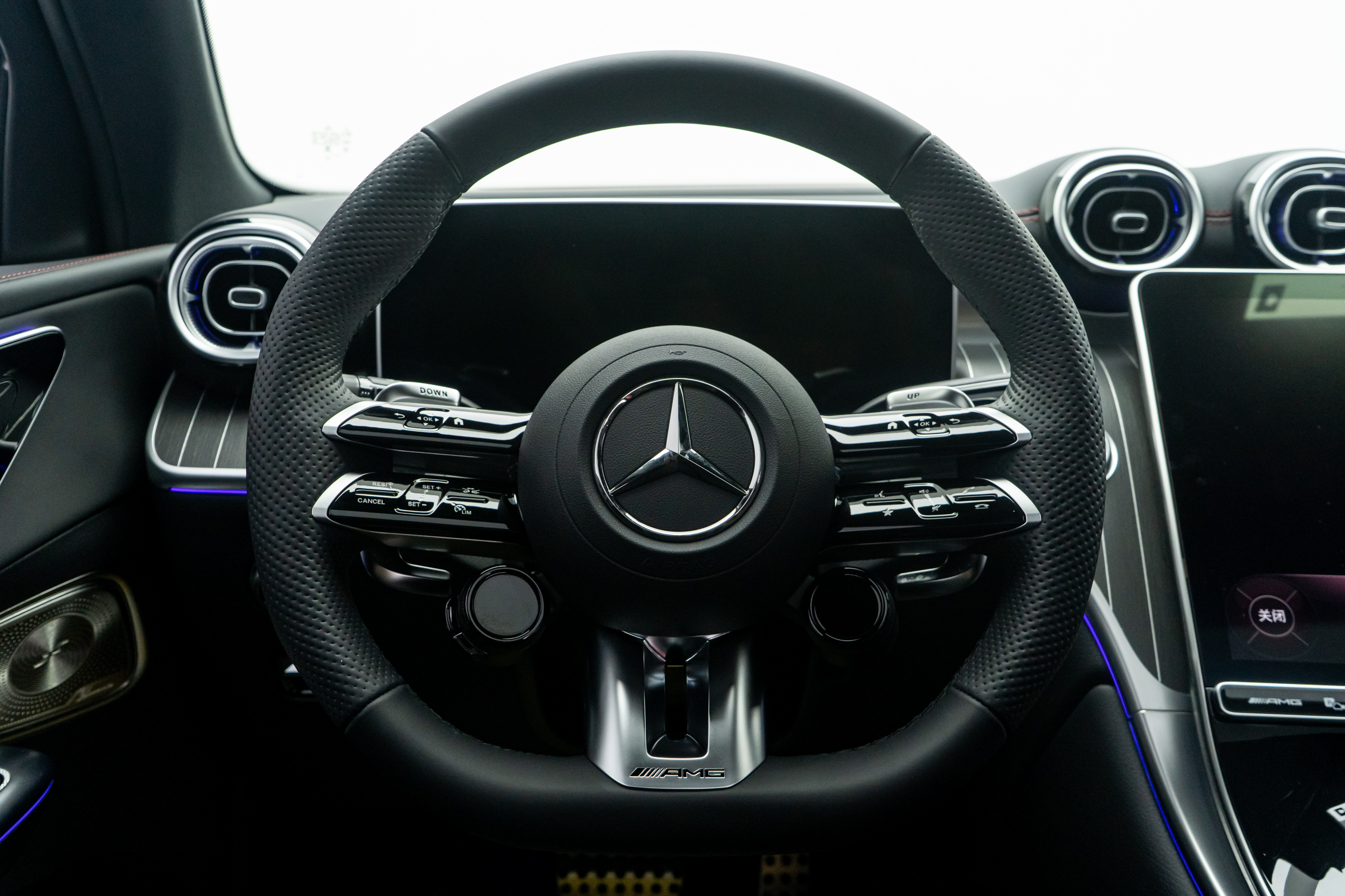 Mercedes-Benz GLC AMG 2025 #18 Mercedes-Benz GLC AMG 2025 immagine di auto #18