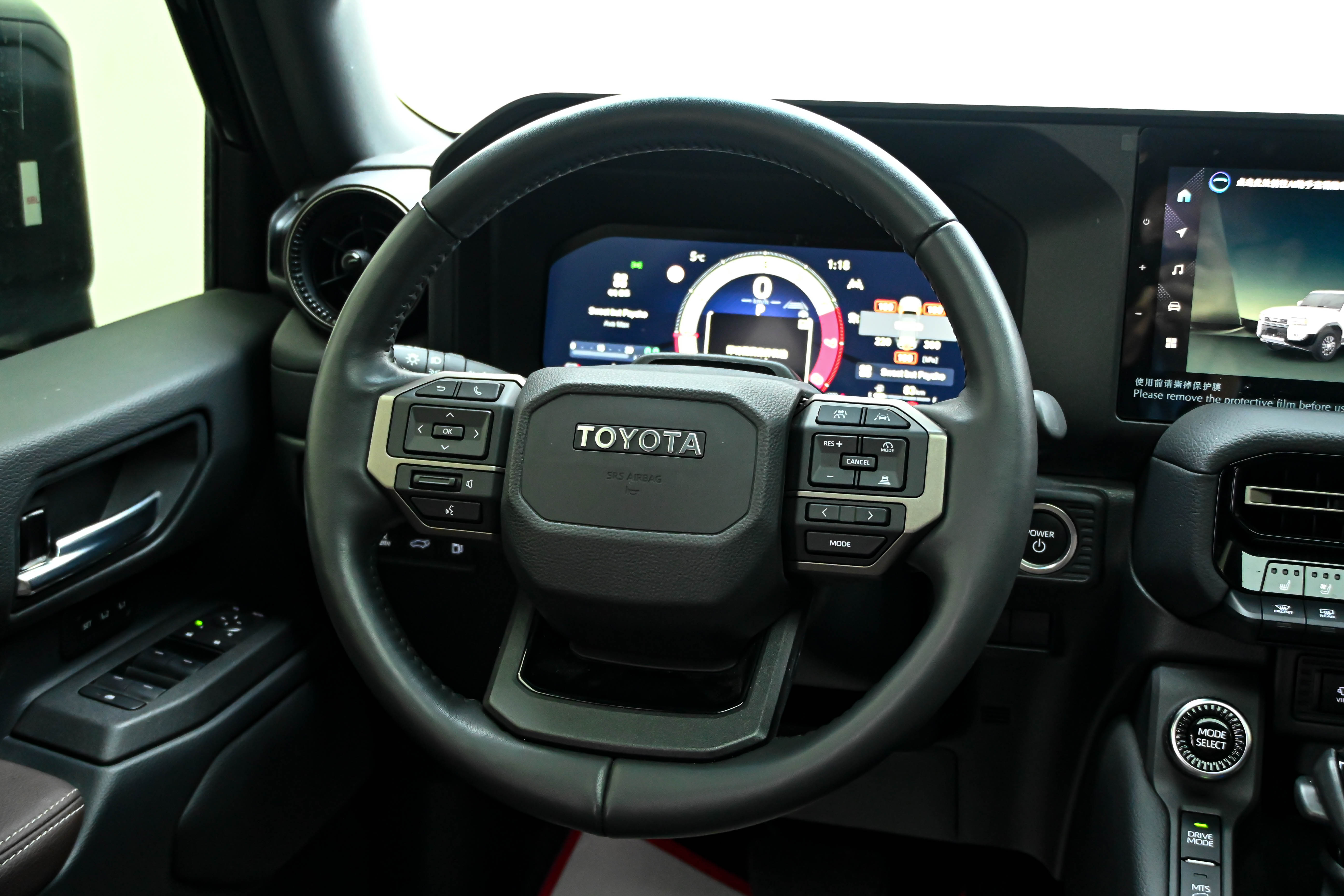 Toyota Land Cruiser Prado 2025 #18 Toyota Land Cruiser Prado 2025 car image #18