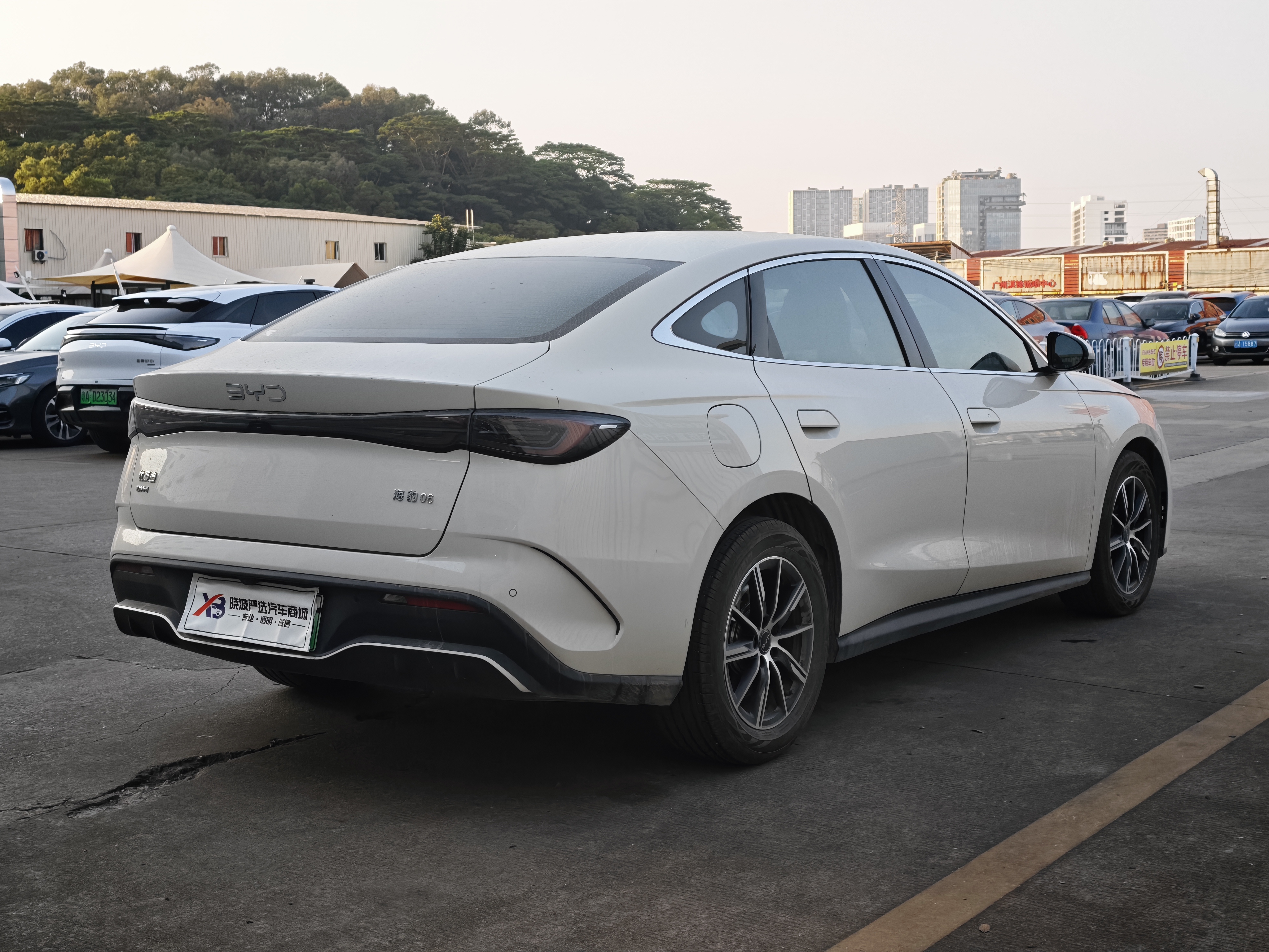 BYD Seal 06 New Energy 2025 car image #18