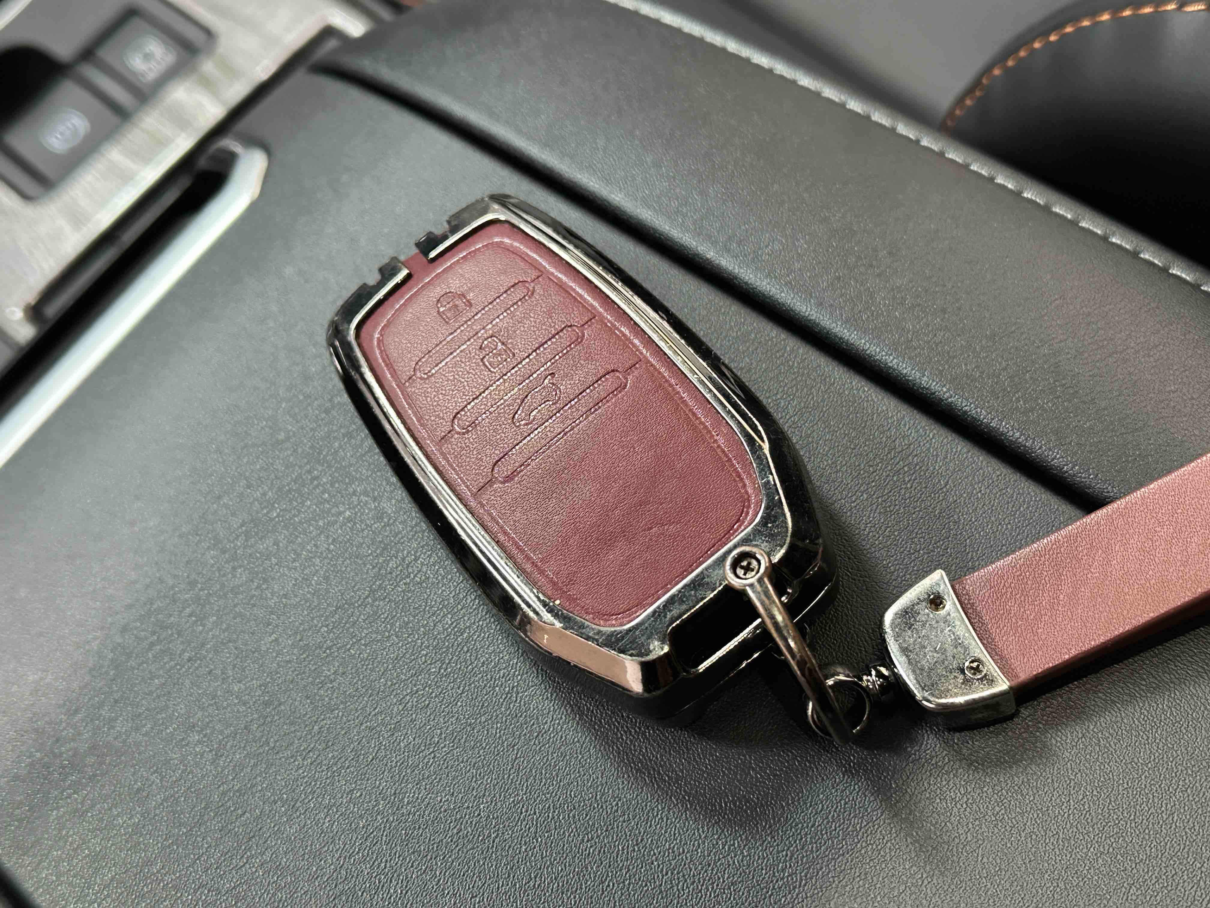 Toyota Crown Kluger 2025 #18 Toyota Crown Kluger 2025 car image #18