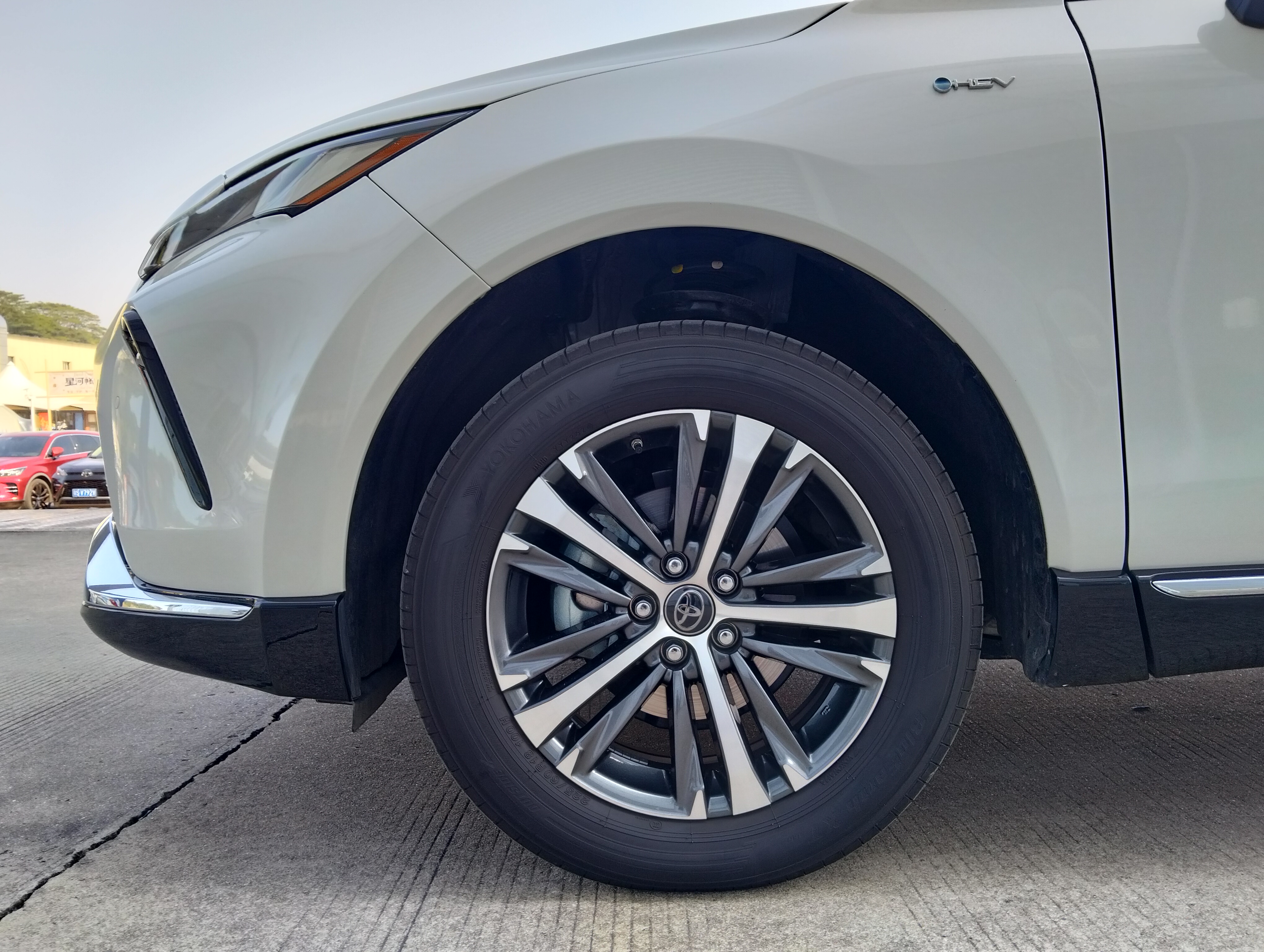 Toyota Venza 2024 car image #18