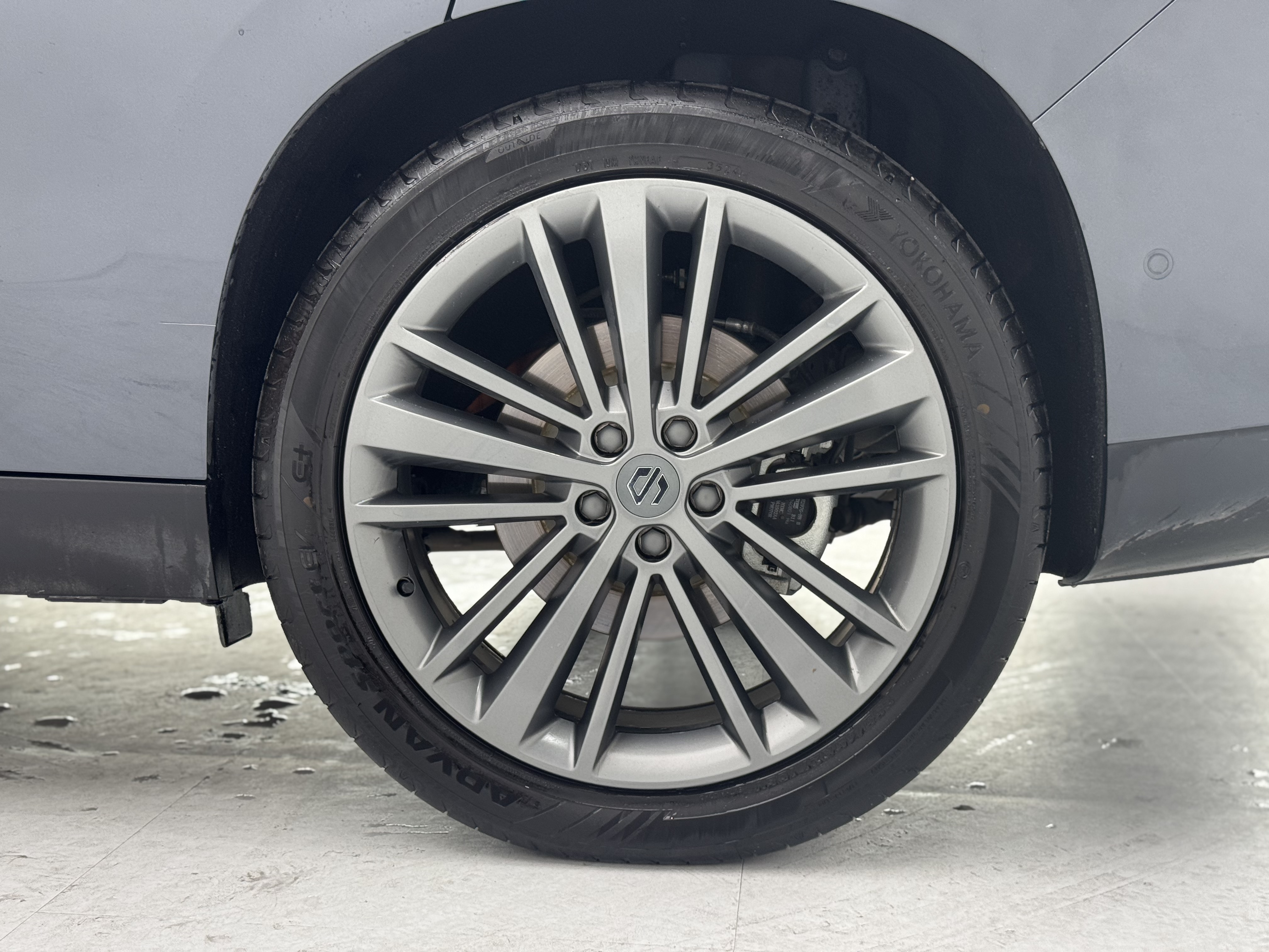 零跑汽车 零跑C16 2024 汽车图片 #18