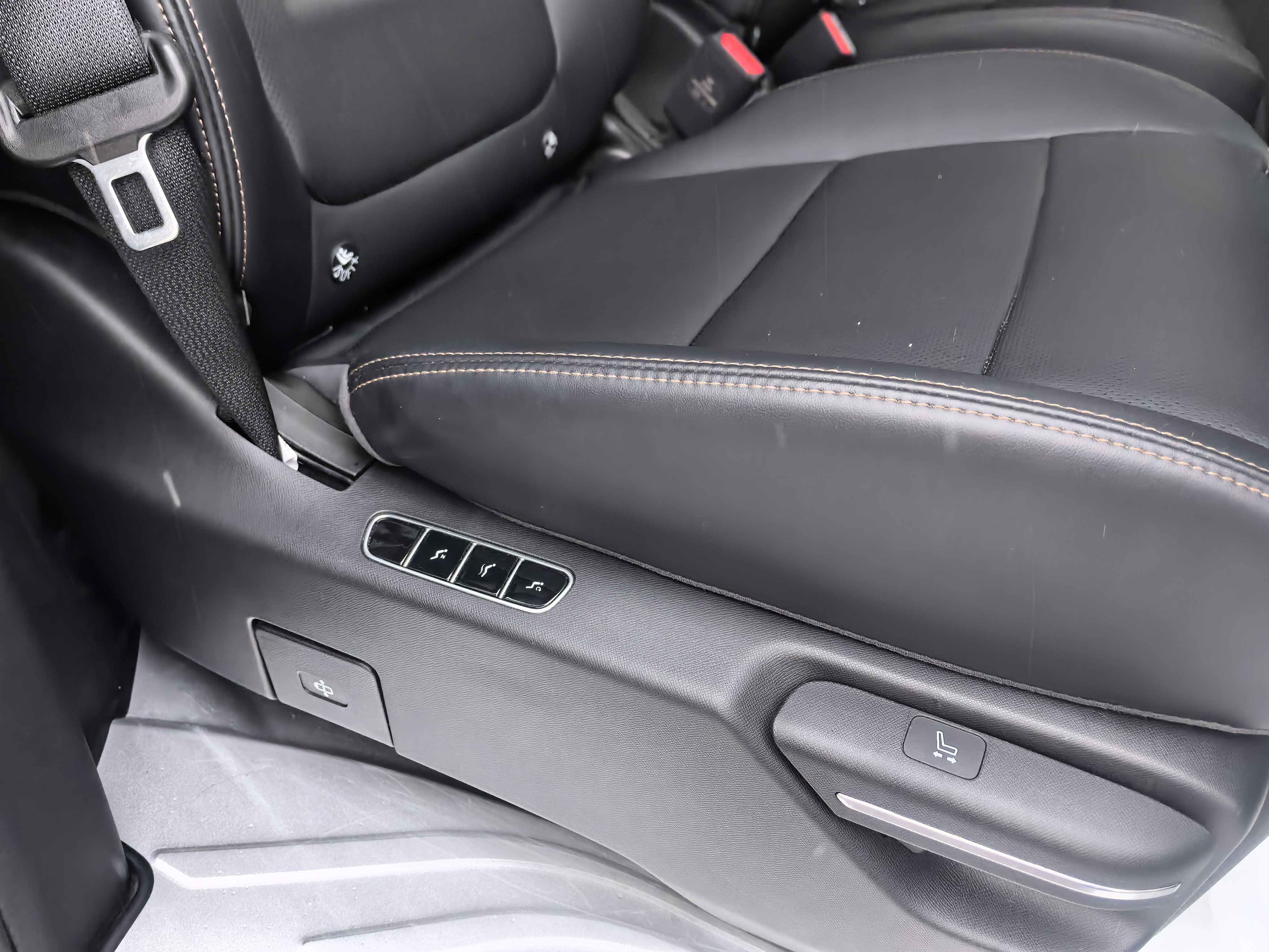 GAC Trumpchi E8 2025 imagem de carro #18