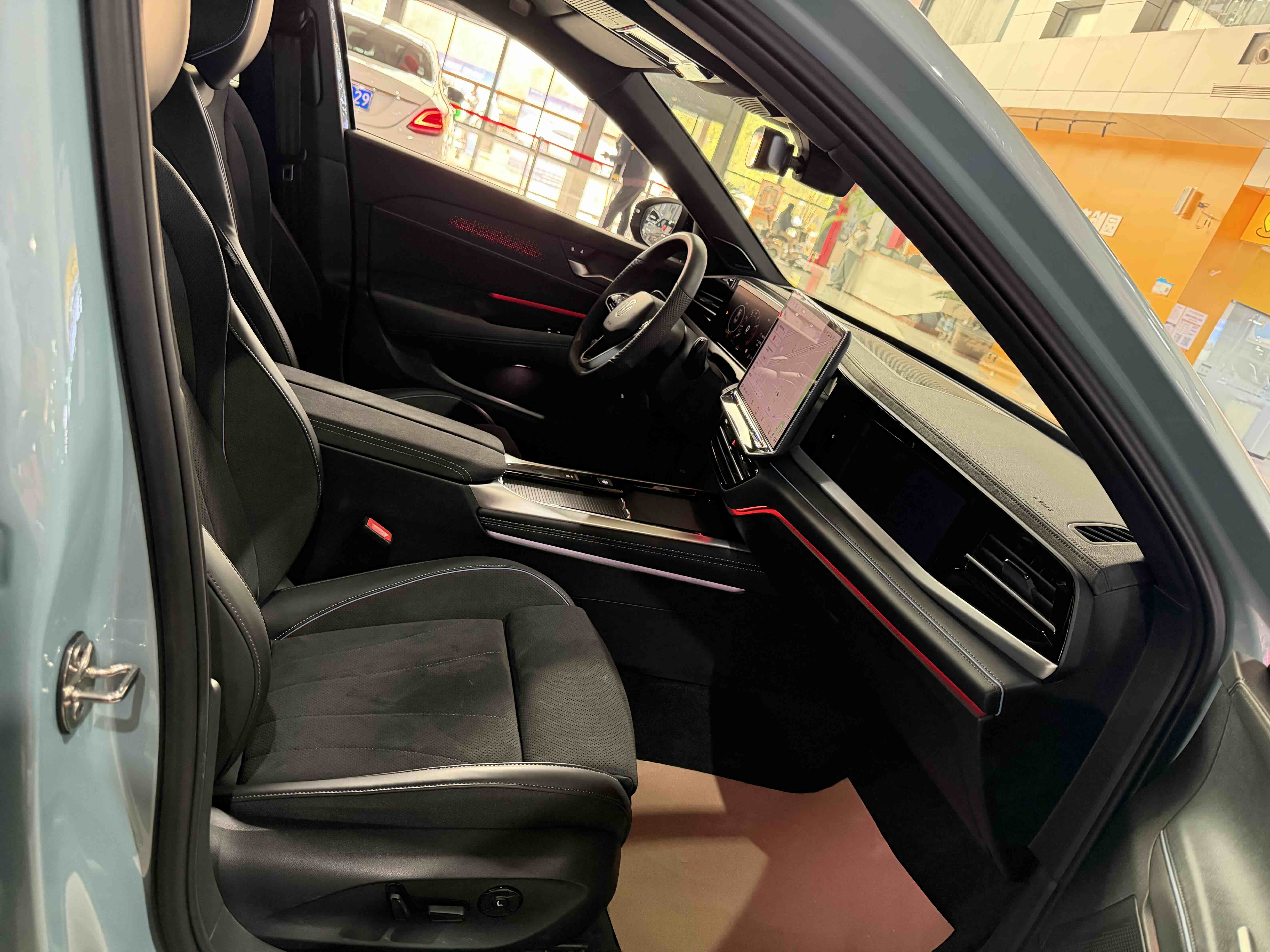 Volkswagen Passat 2024 car image #18