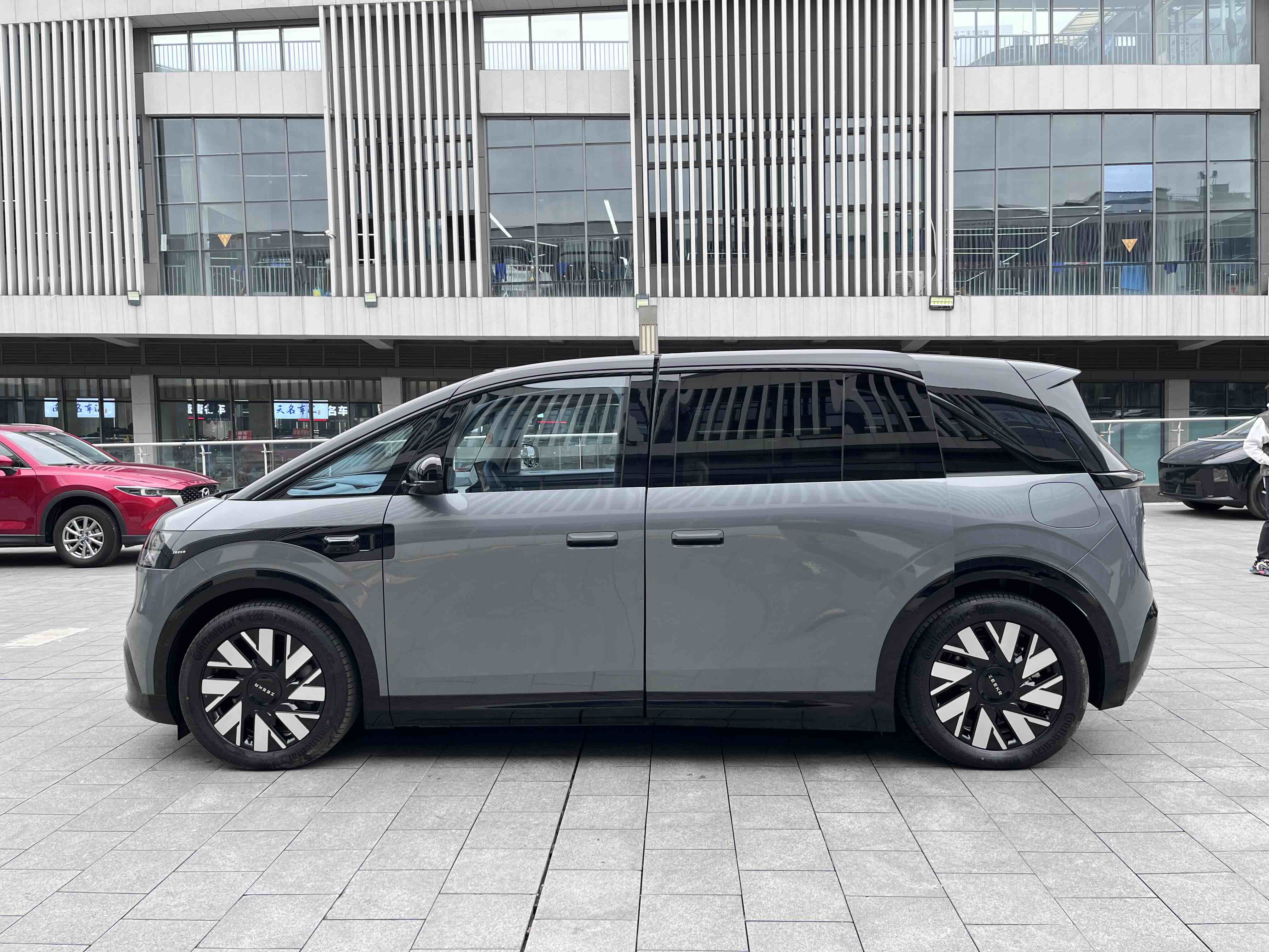 Zeekr MIX 2024 صورة سيارة #18