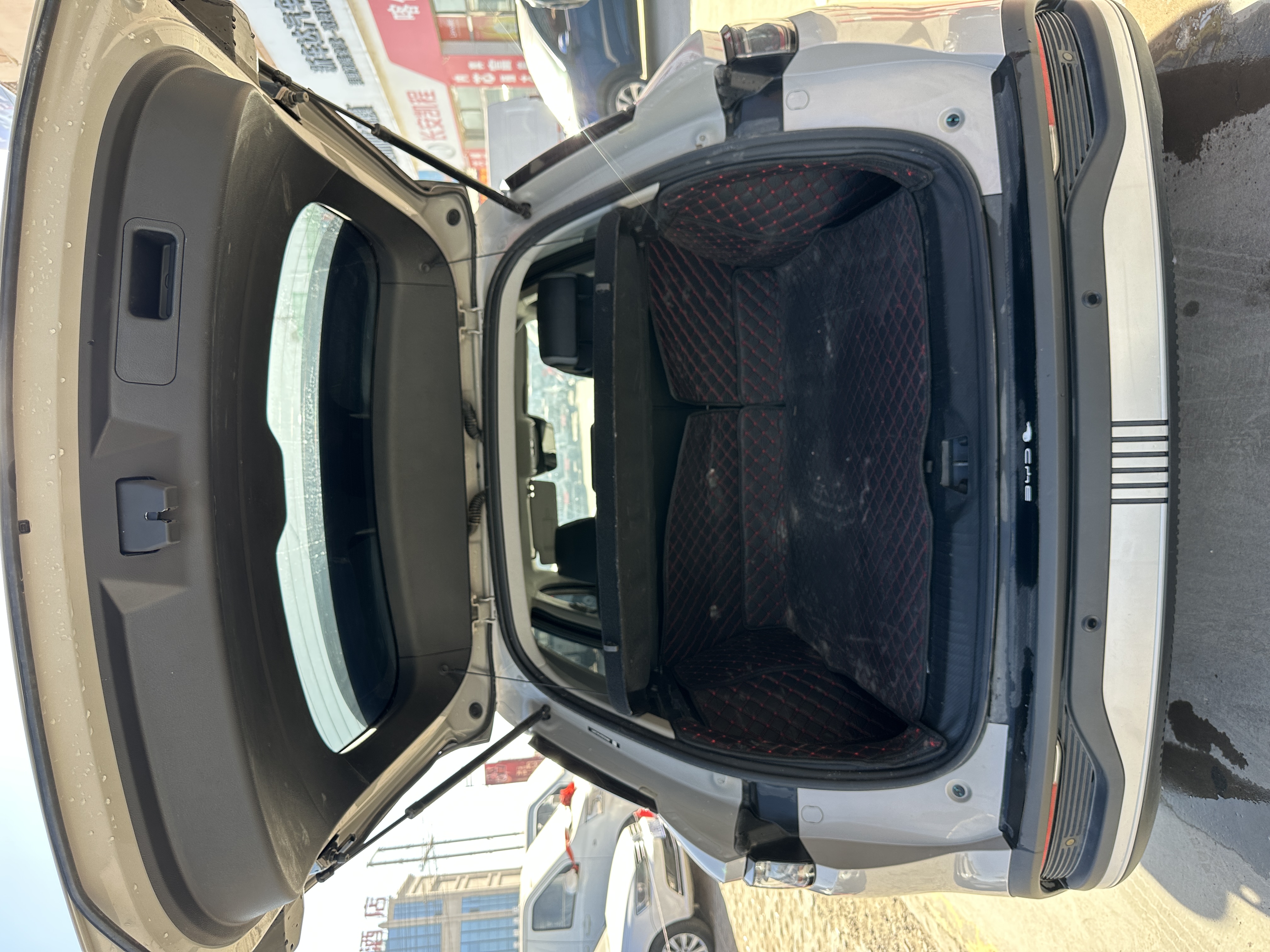 BYD Sea Lion 05 DM-i 2025 image de voiture #18