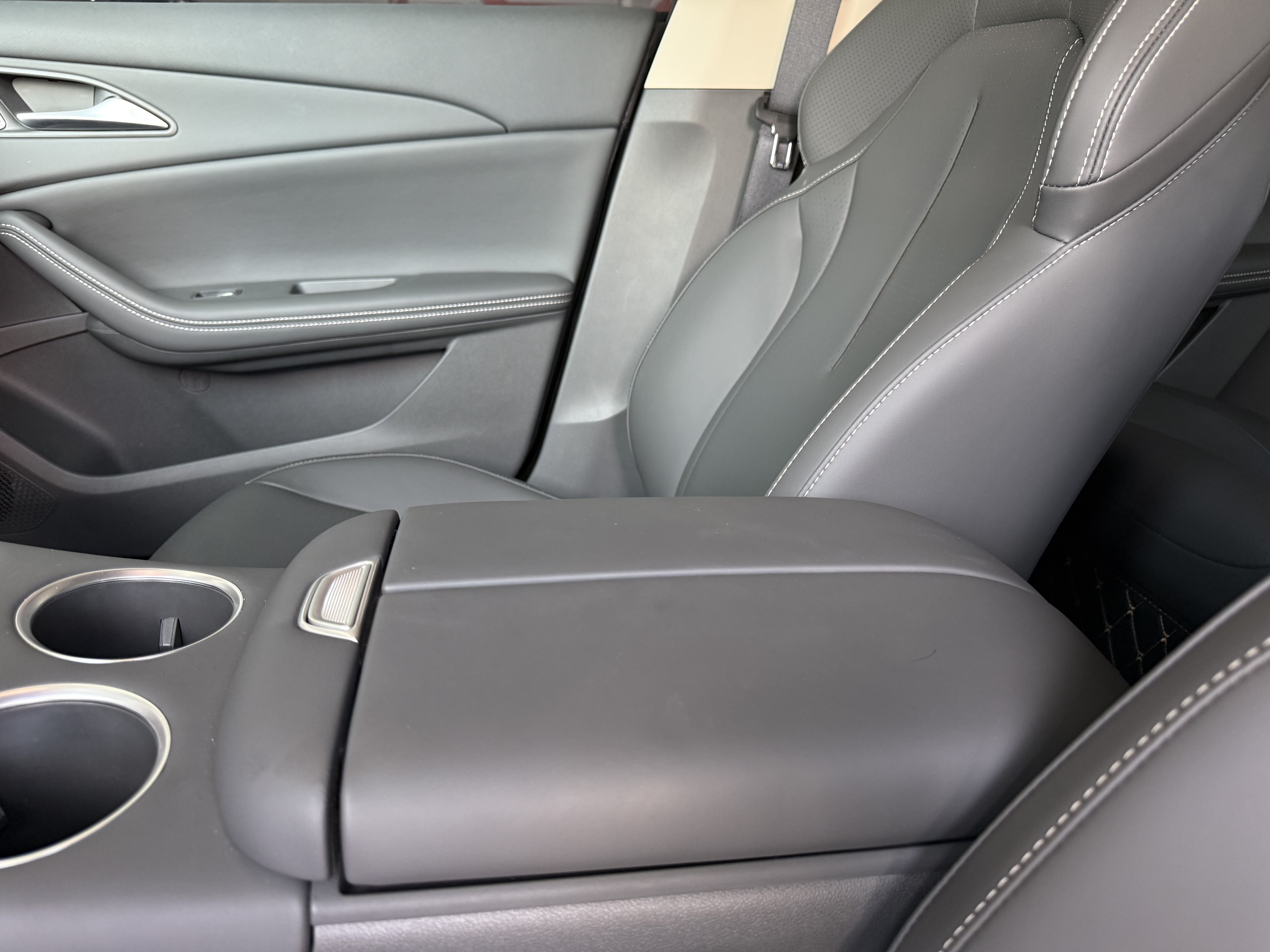 Forthing S7 2025 #18 Forthing S7 2025 immagine di auto #18