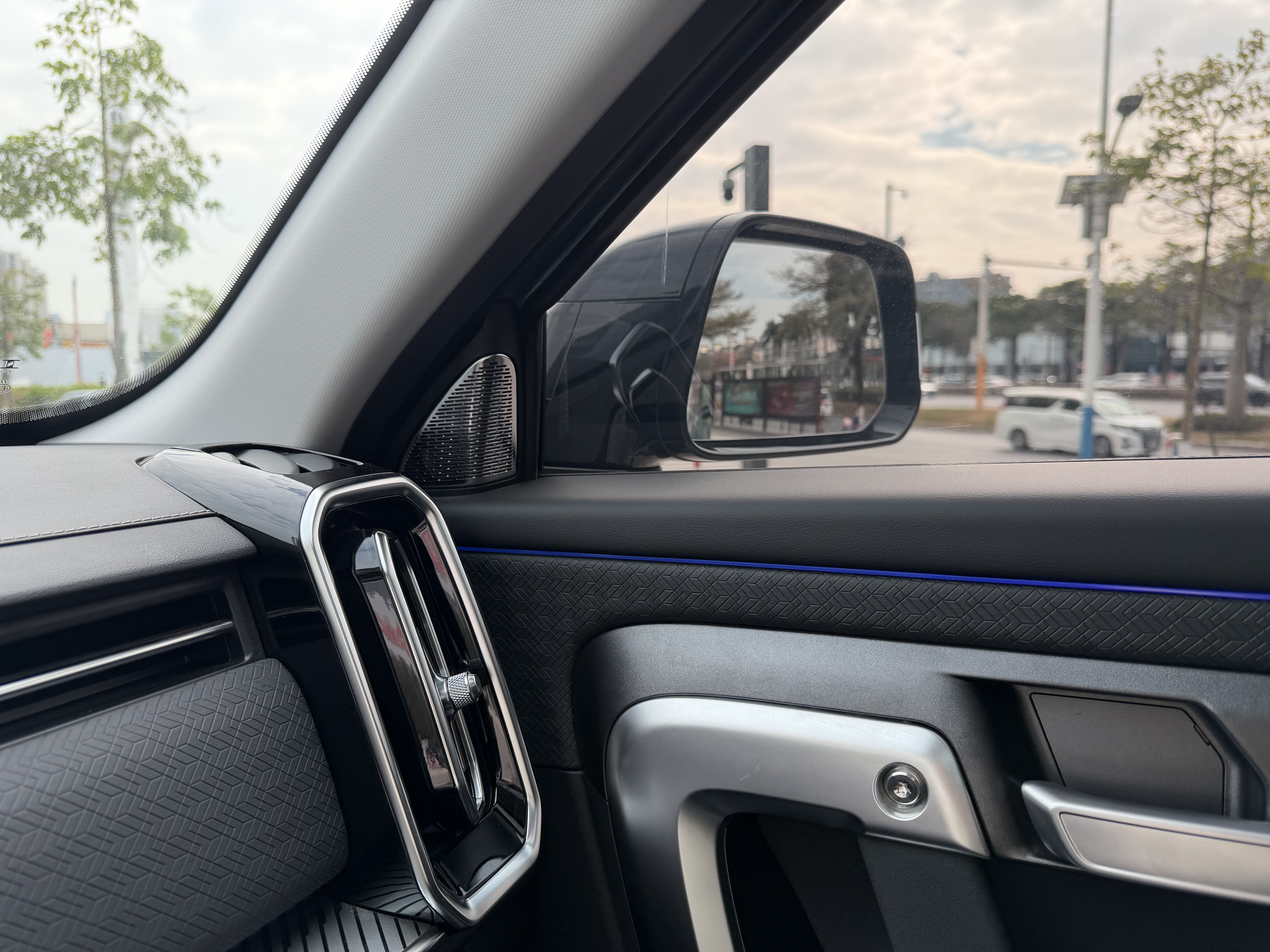 Chery Exploration 06 2024 car image #18