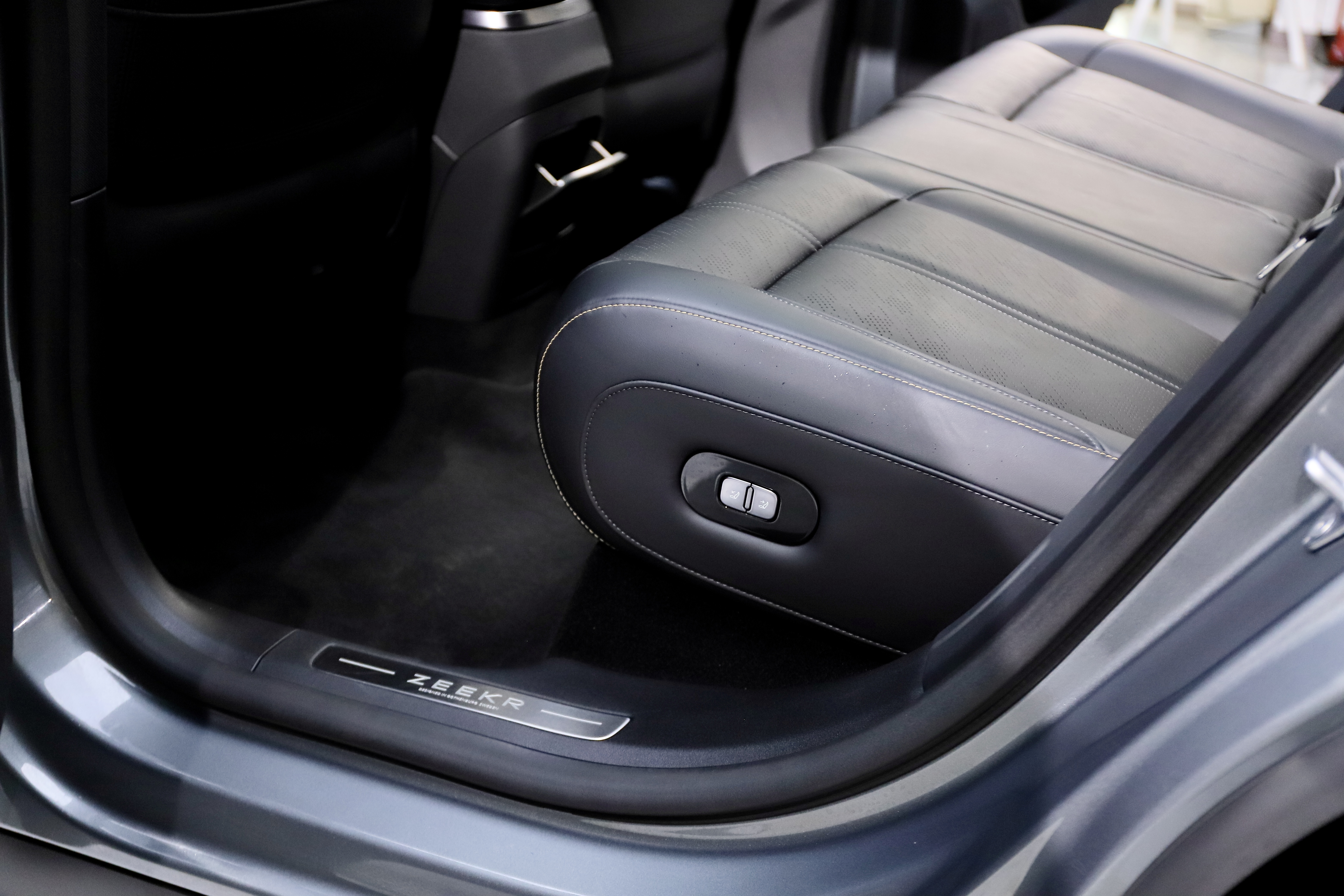 极氪 极氪7X 2024 汽车图片 #18