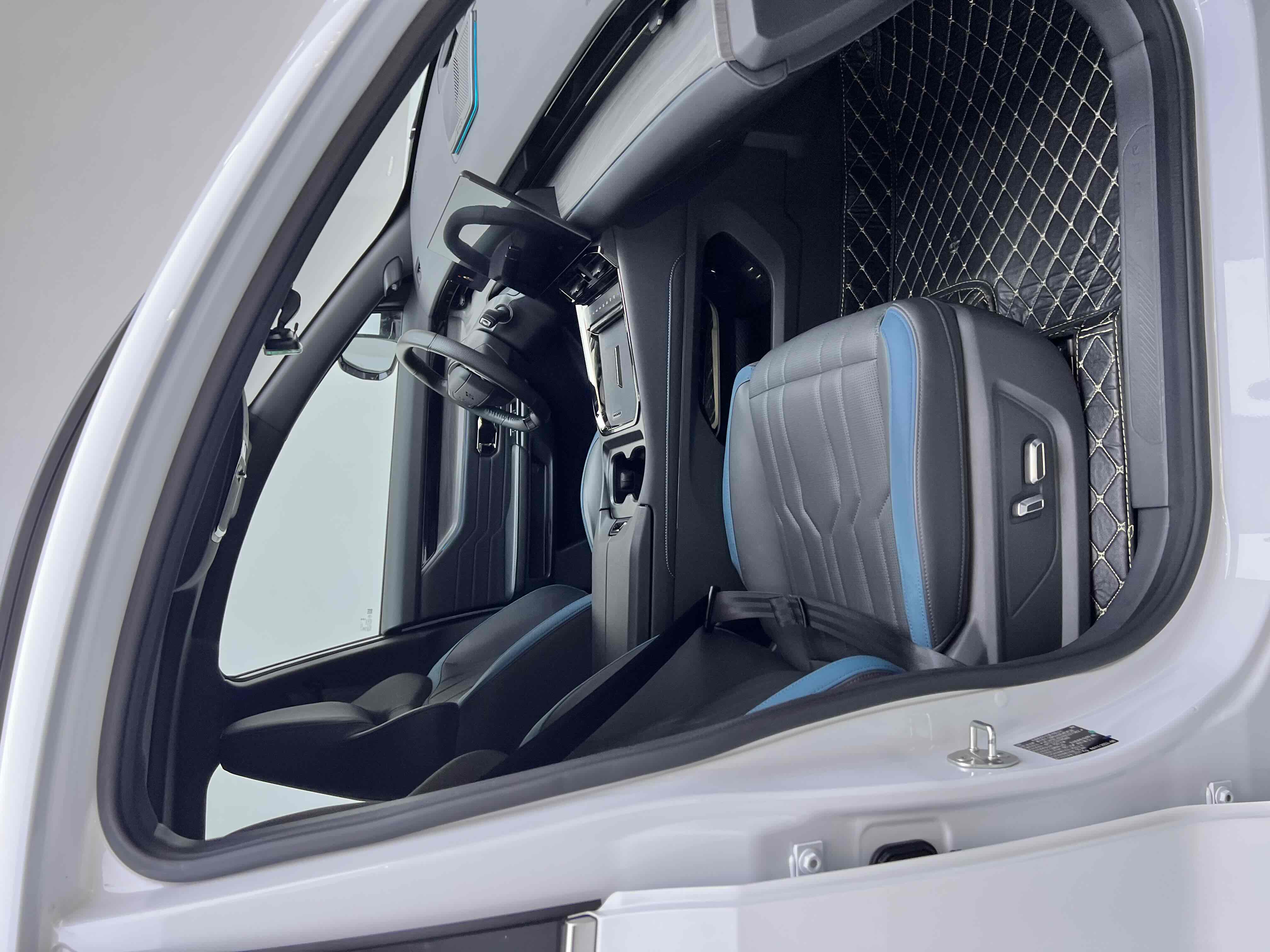 捷途山海 捷途山海L6 2024 #18 捷途山海 捷途山海L6 2024 汽车图片 #18