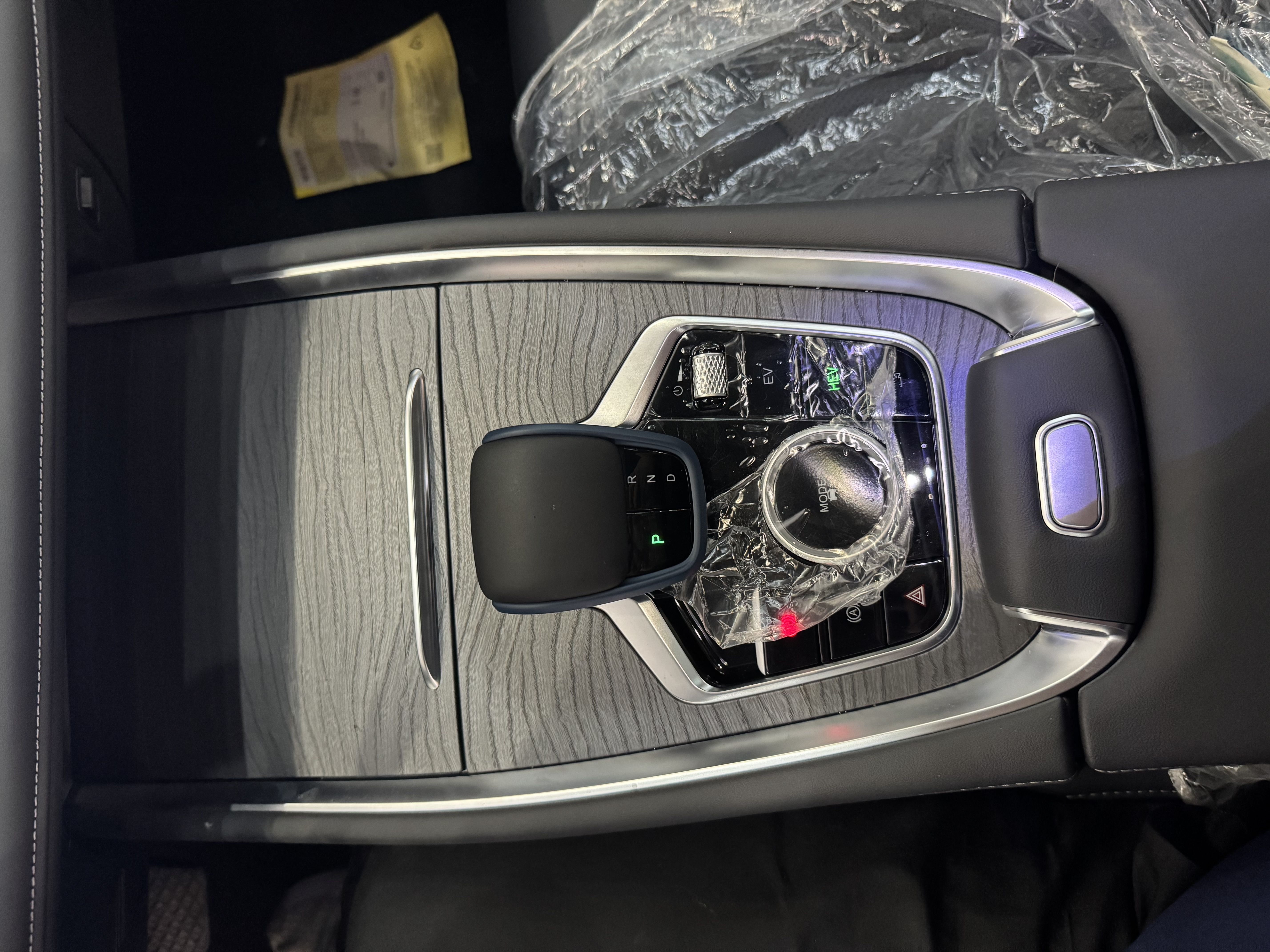 Chery Tiggo 8 PRO New Energy 2025 car image #18