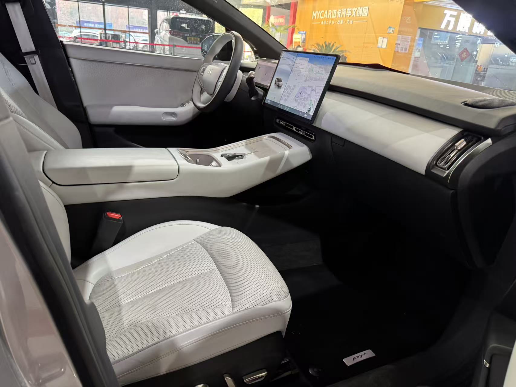 Xpeng P7+ 2025 car image #18