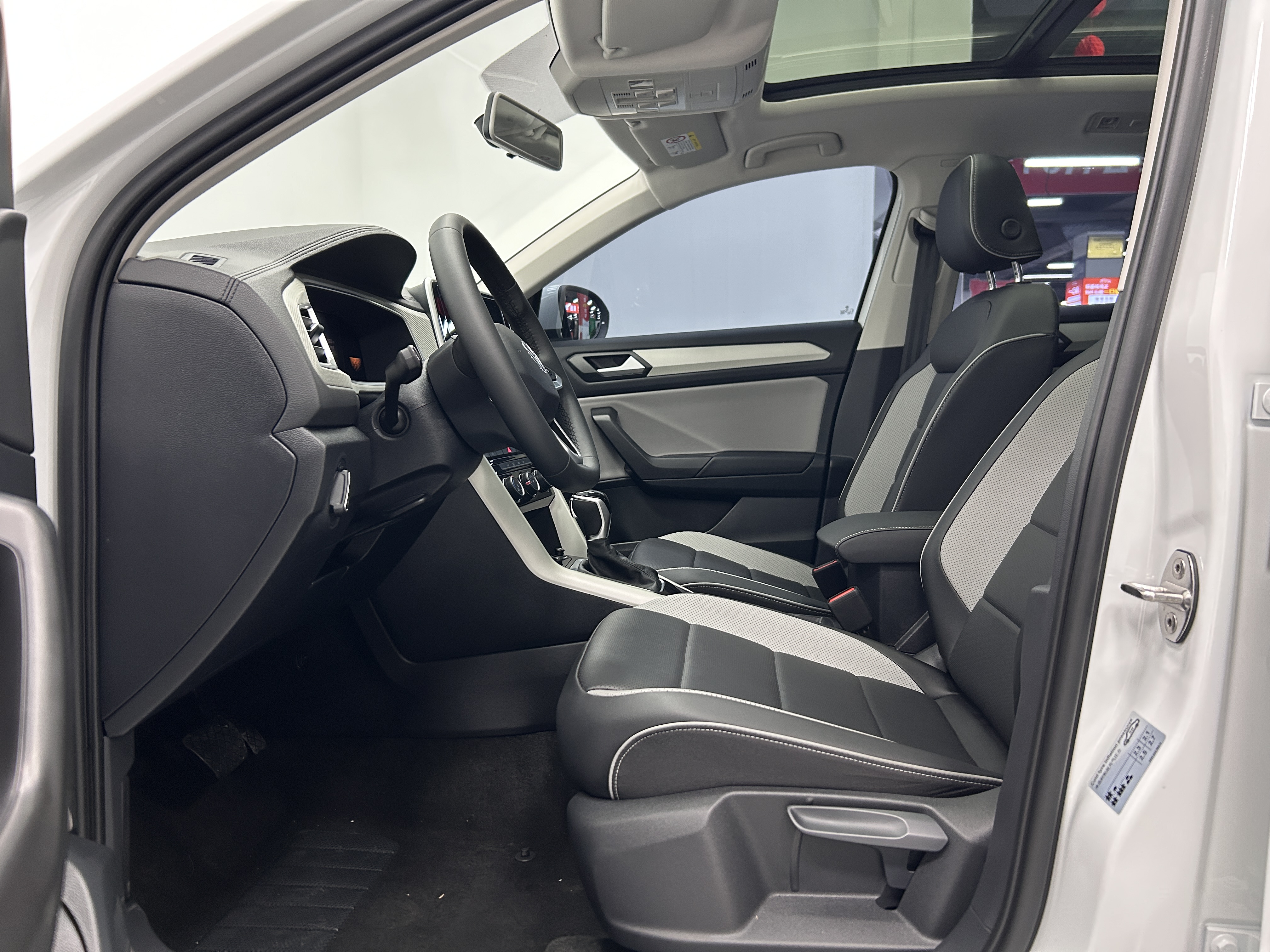 大众 T-ROC探歌 2025 汽车图片 #18