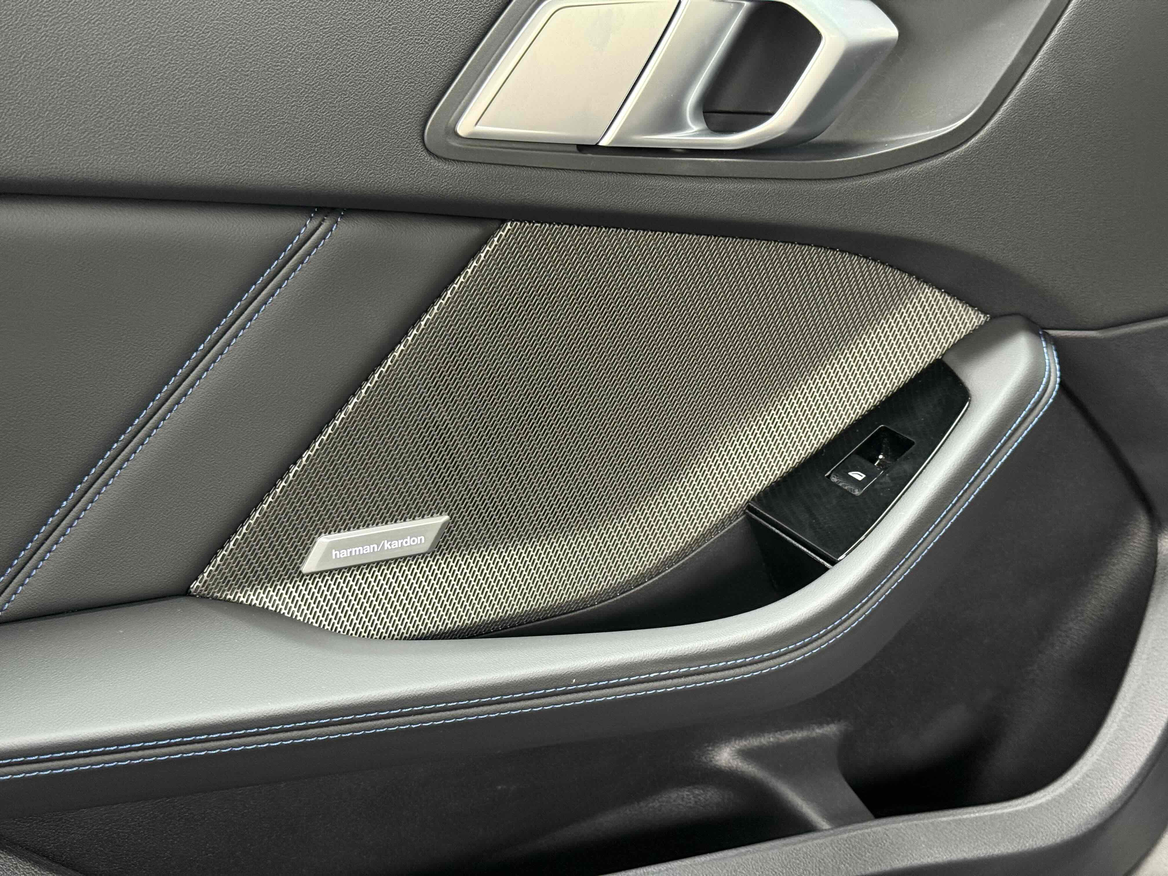 BMW M235L 2025 car image #18