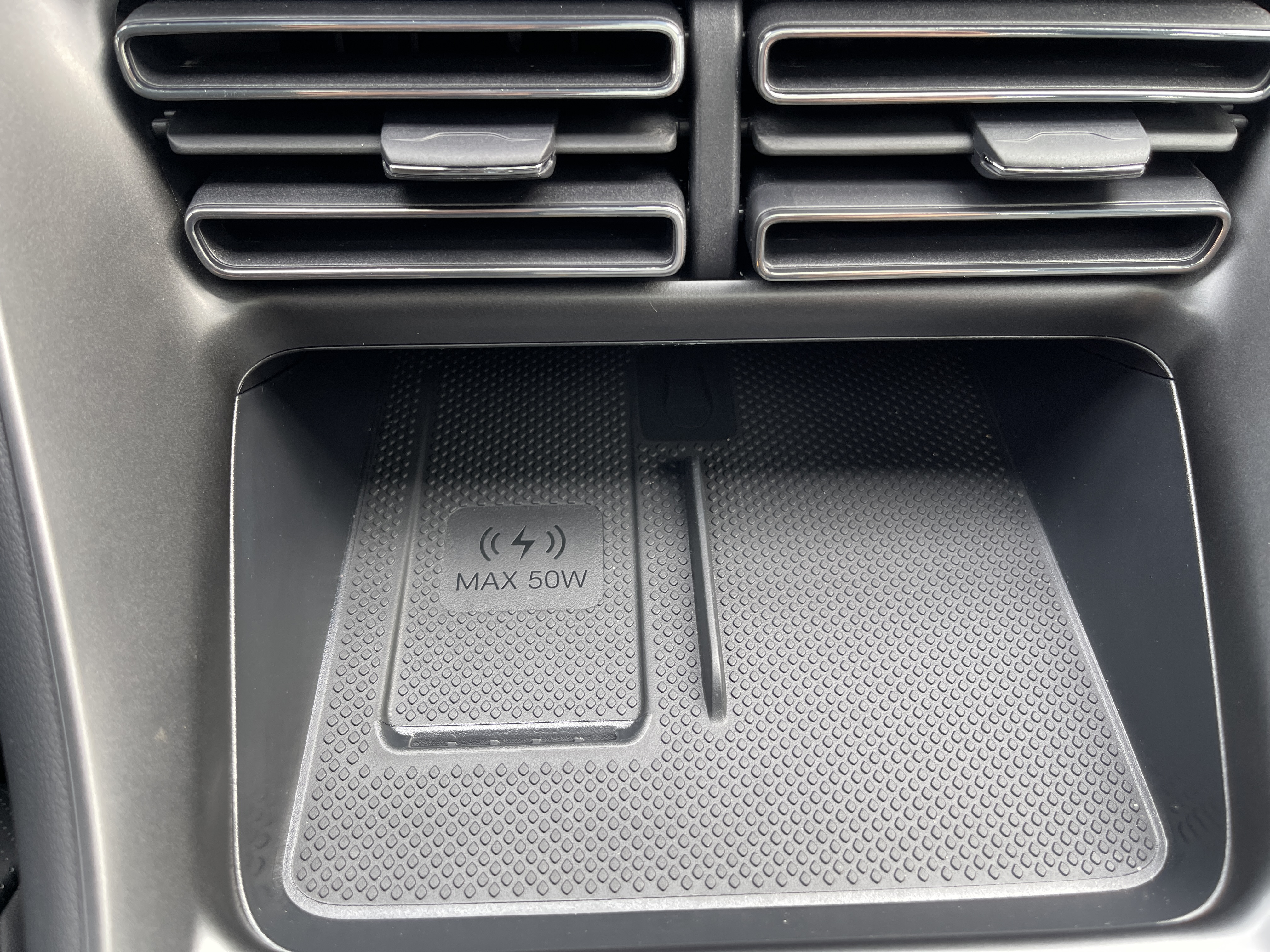 BYD Sea Lion 05 DM-i 2025 car image #18