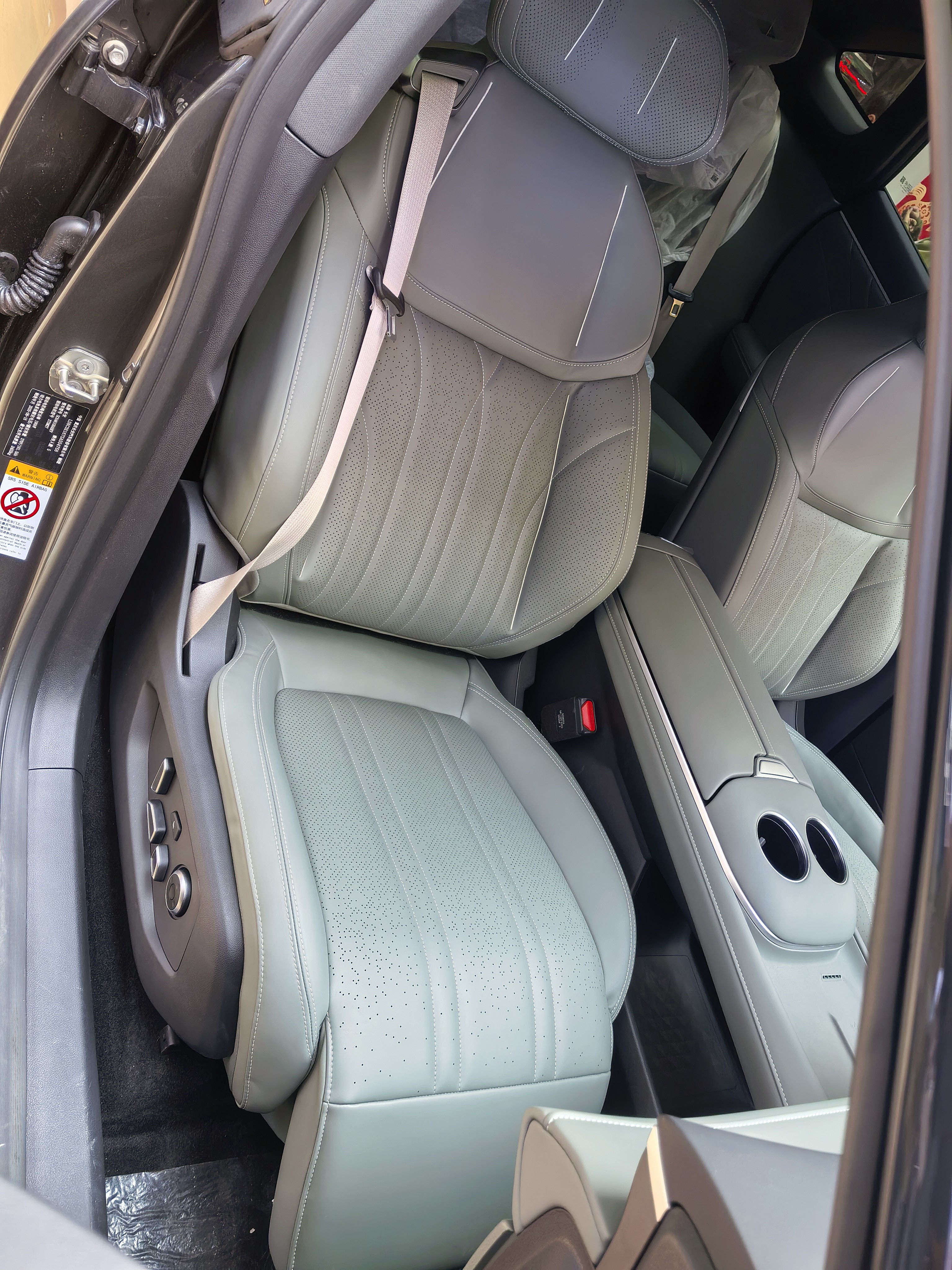 Deepal S07 2025 imagen de coche #18