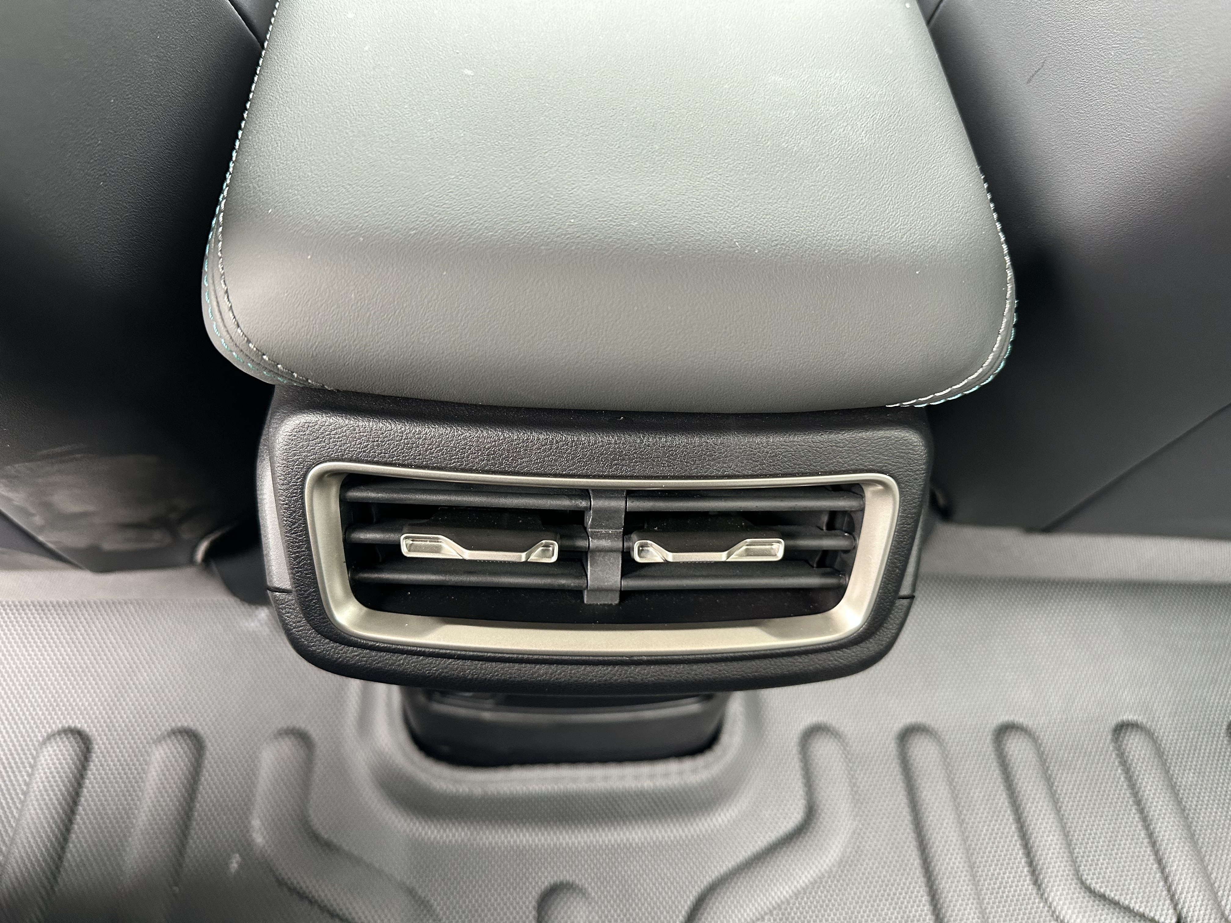 BYD Qin L 2025 car image #18