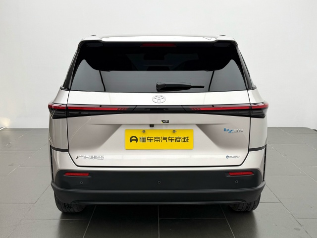 丰田 铂智3X 2025 #18 丰田 铂智3X 2025 汽车图片 #18