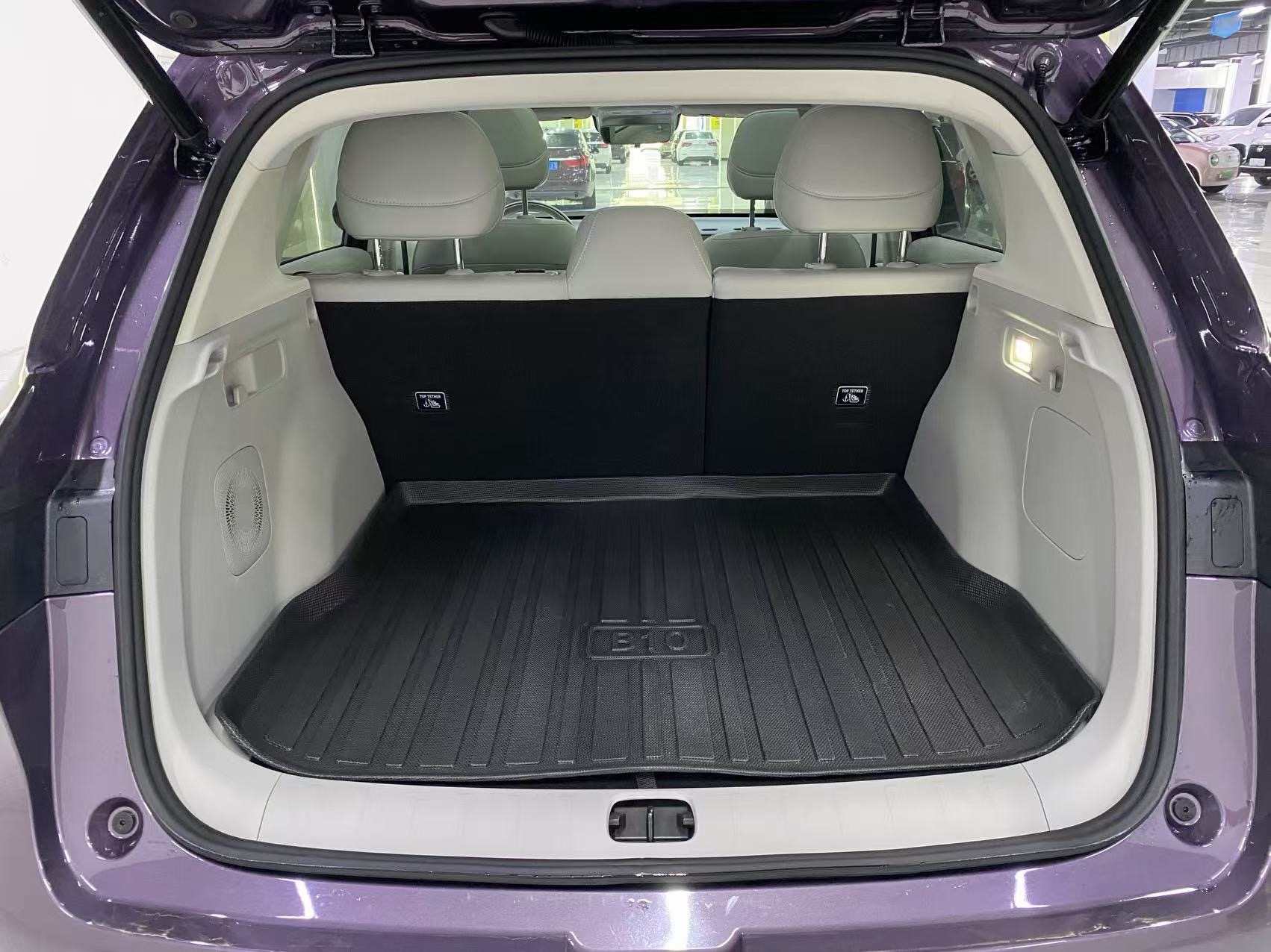 零跑汽车 零跑B10 2025 汽车图片 #18