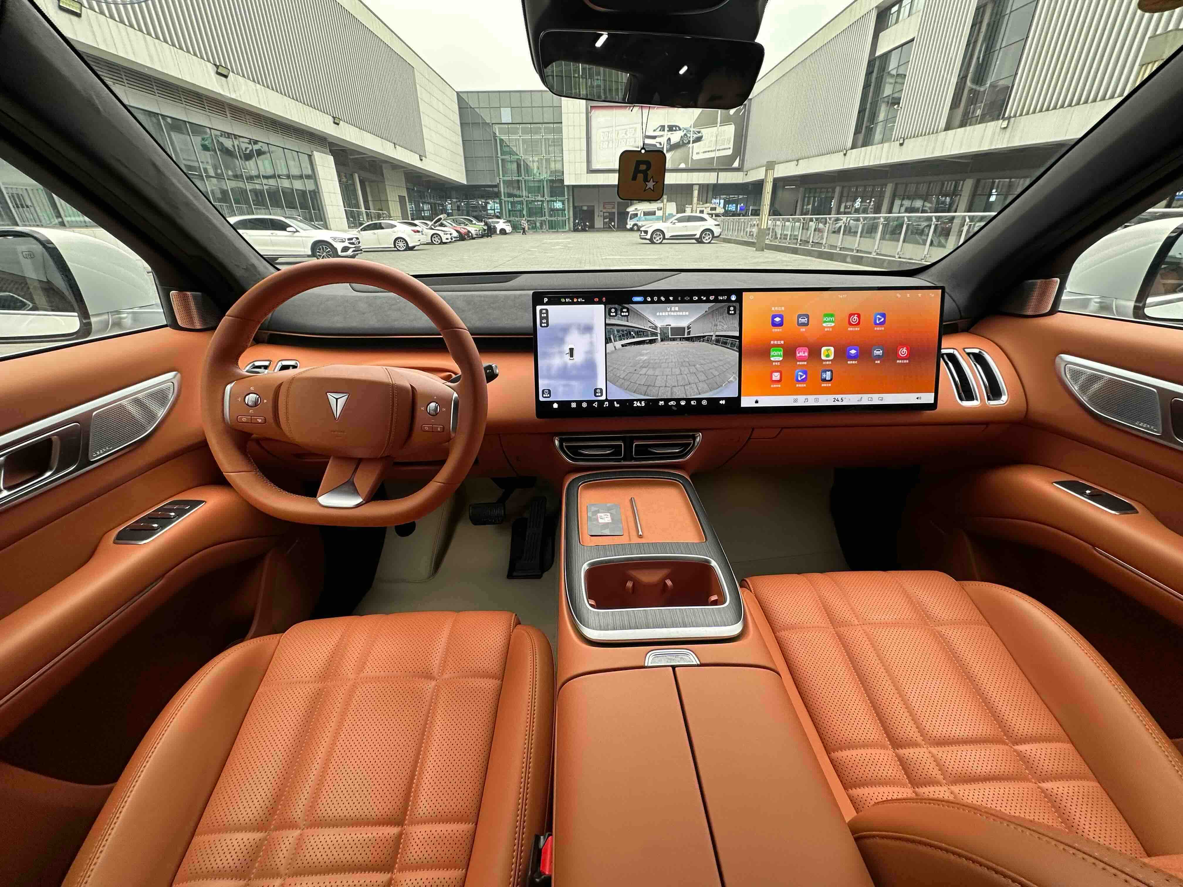 Deepal S09 2025 car image #18