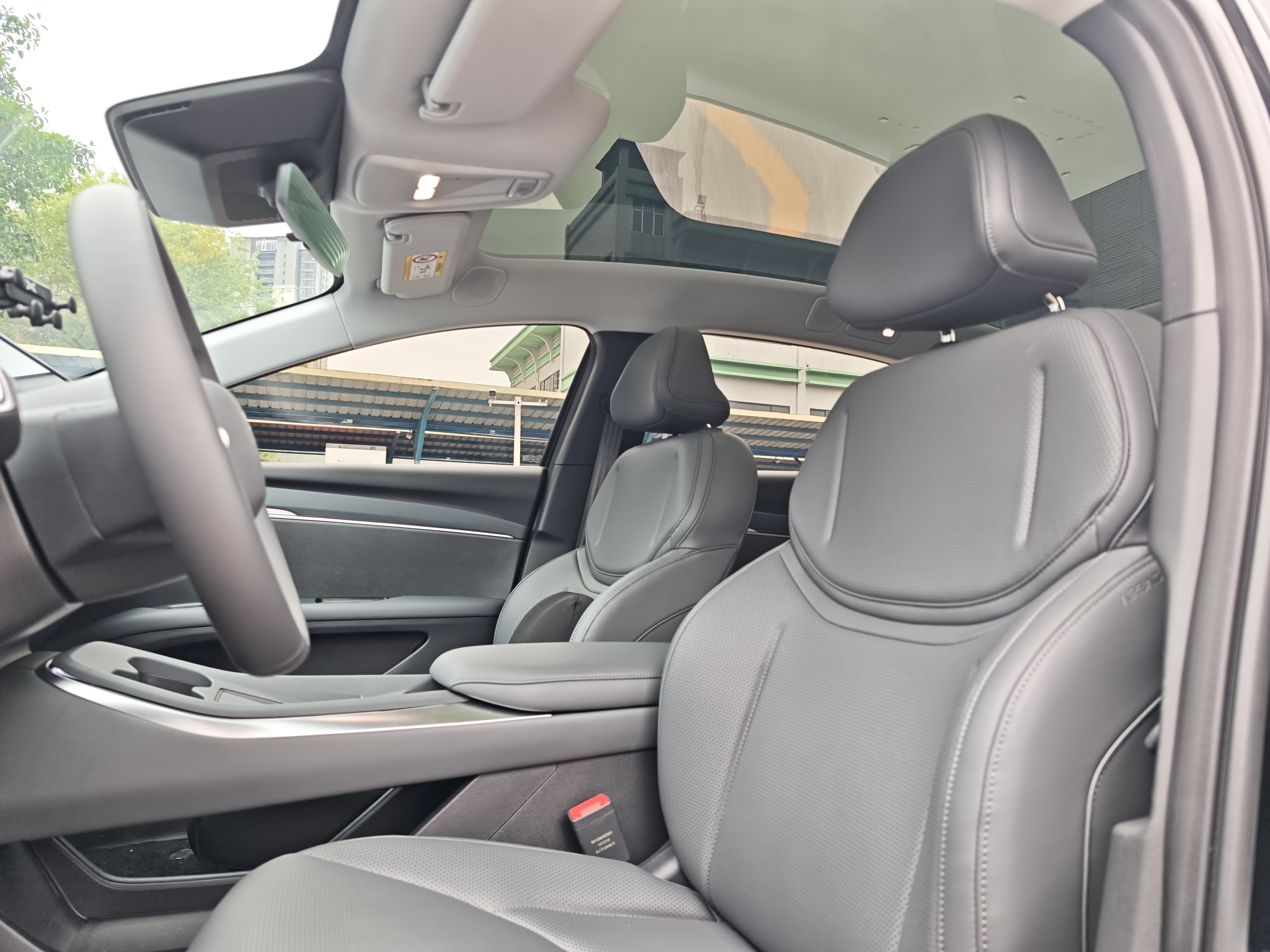 Xpeng MONA M03 2025 image de voiture #18