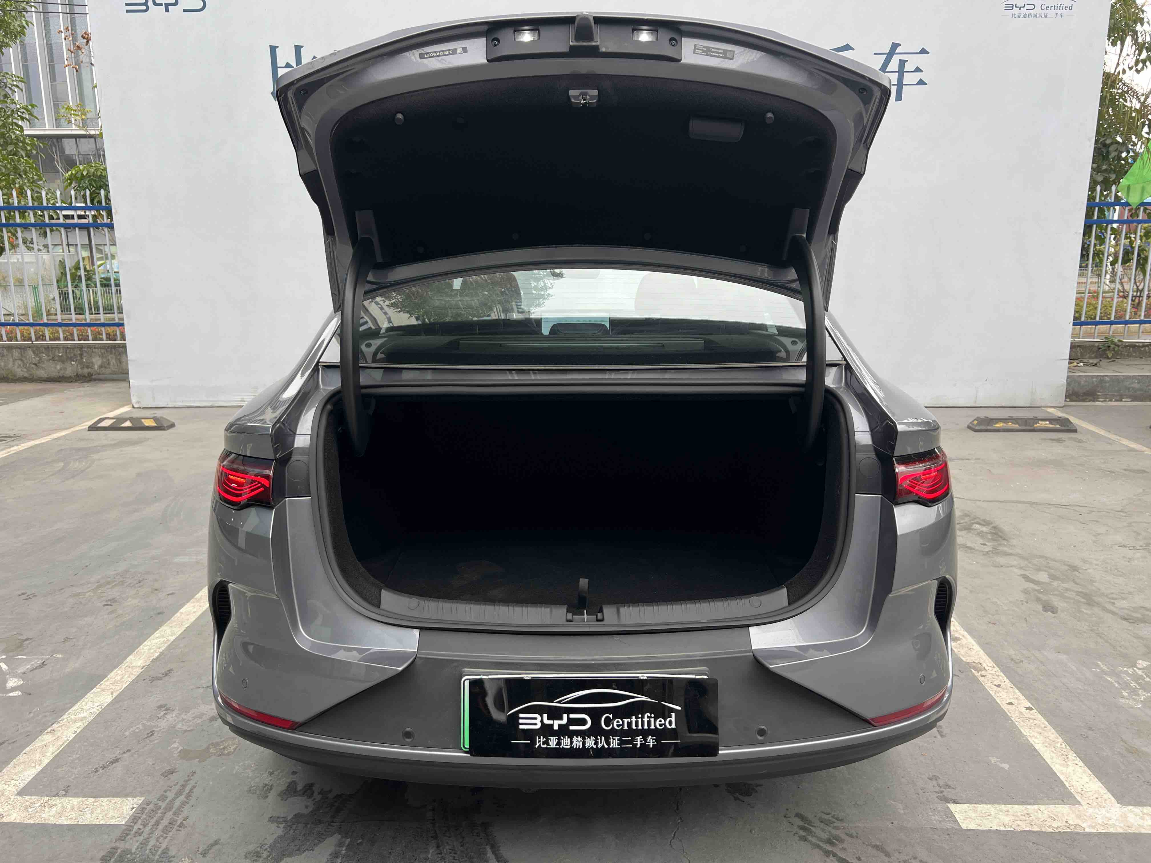 BYD Qin L 2025 #18 BYD Qin L 2025 car image #18