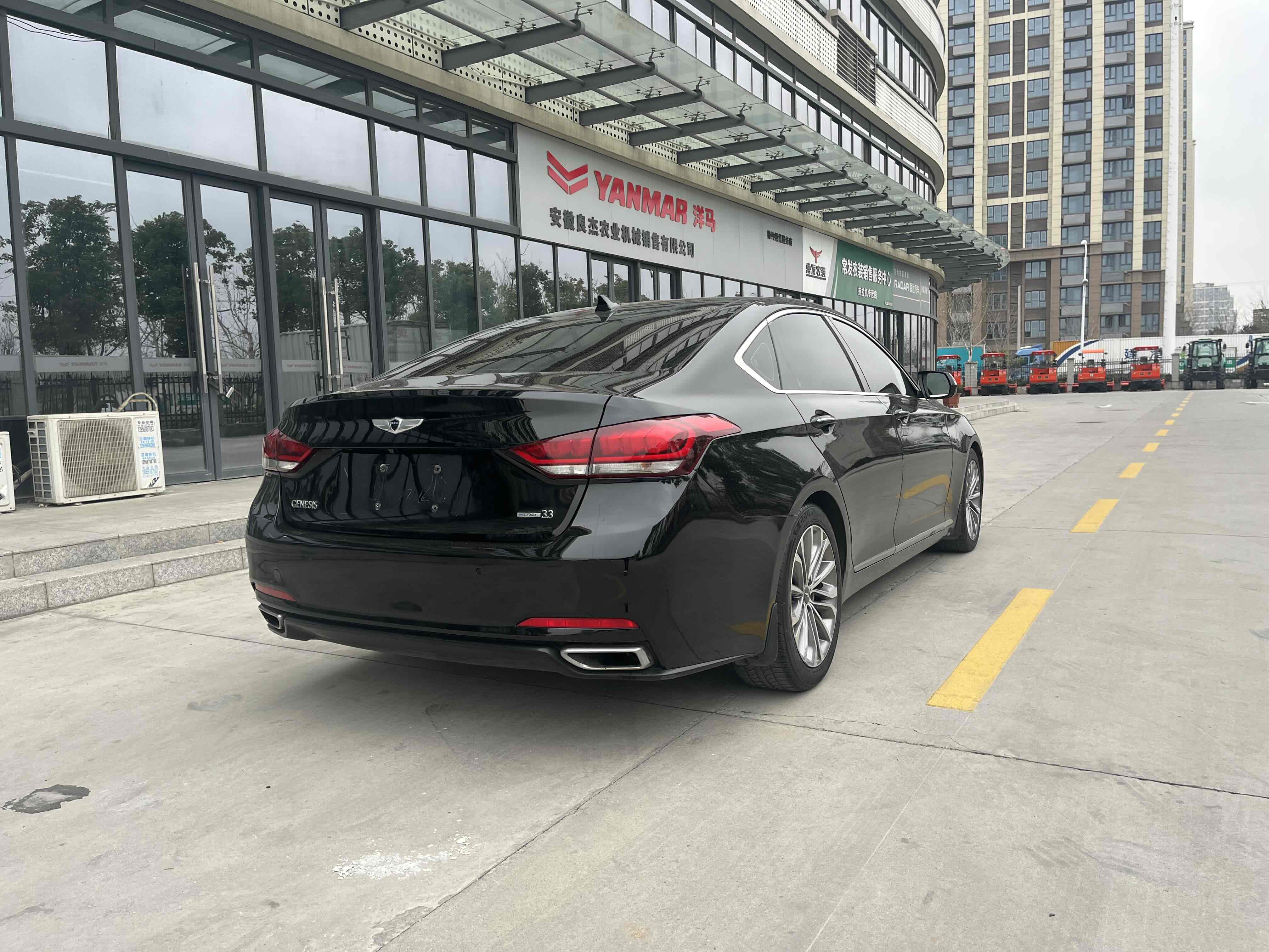 Hyundai Genesis 2014 immagine di auto #18