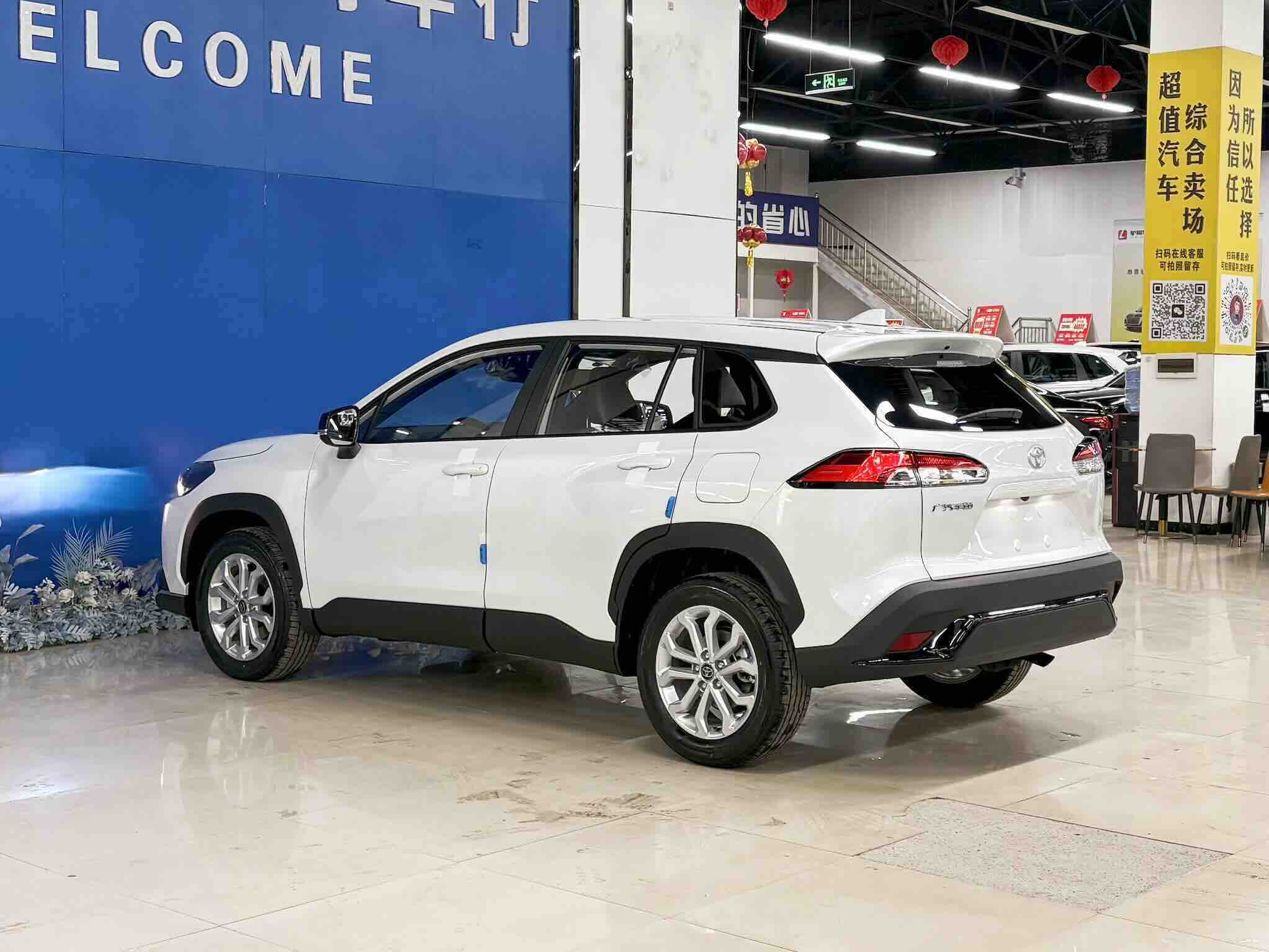 Toyota Frontlander 2026 car image #18