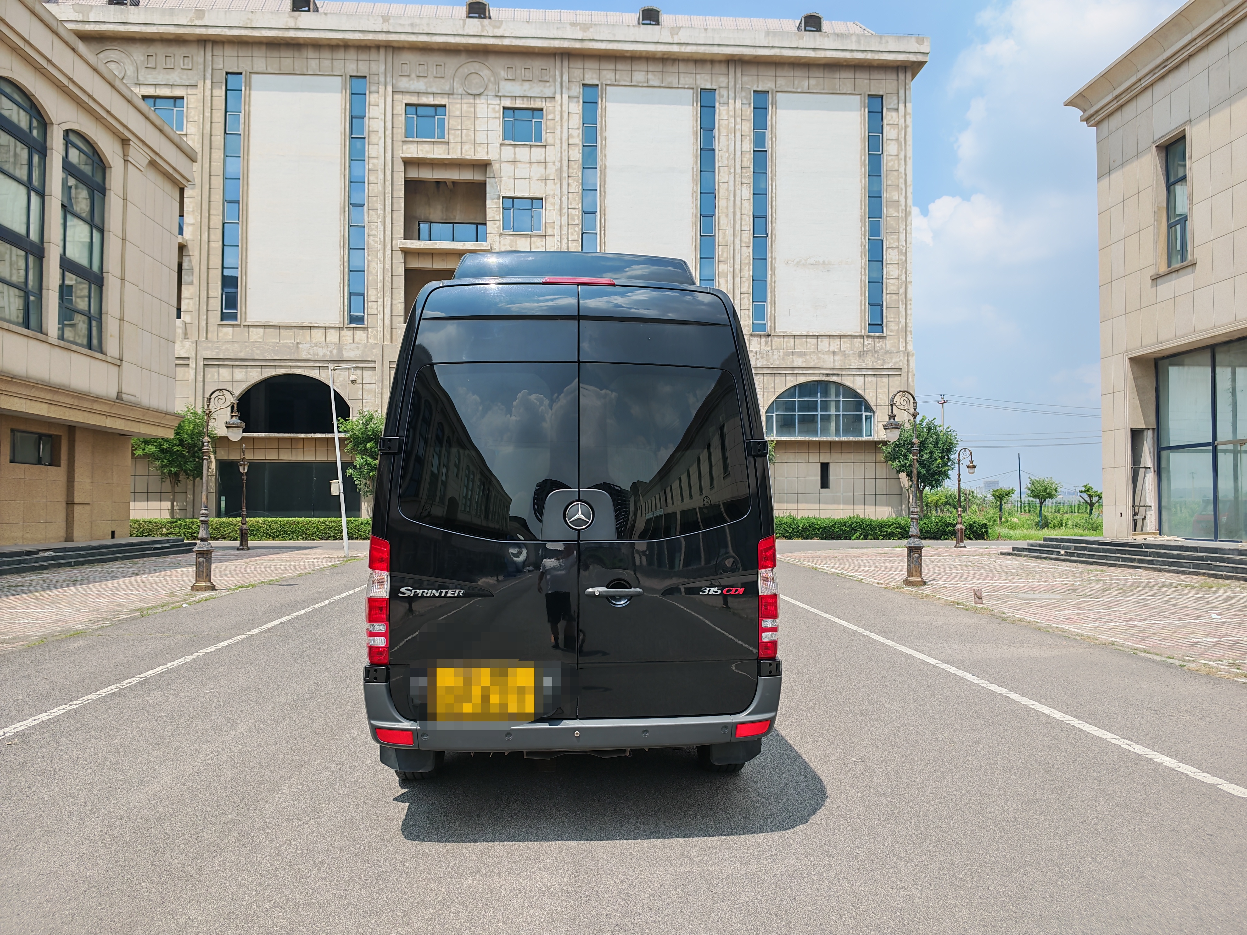 Mercedes-Benz Sprinter 2014 car image #18