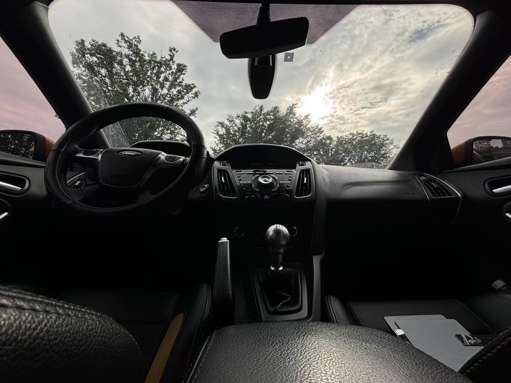 Ford Focus (Imported) 2013 car image #18