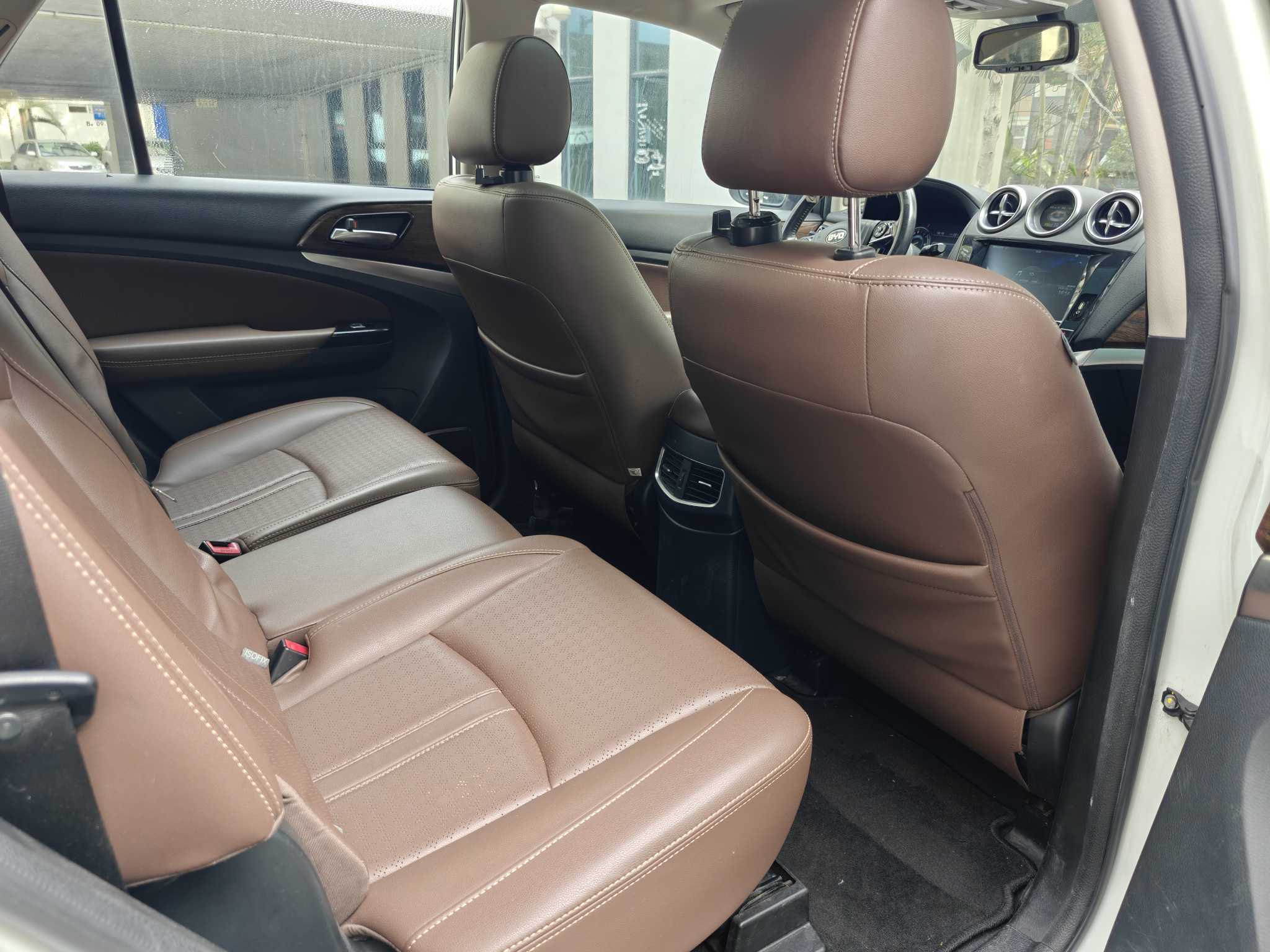 BYD M9 2016 immagine di auto #18