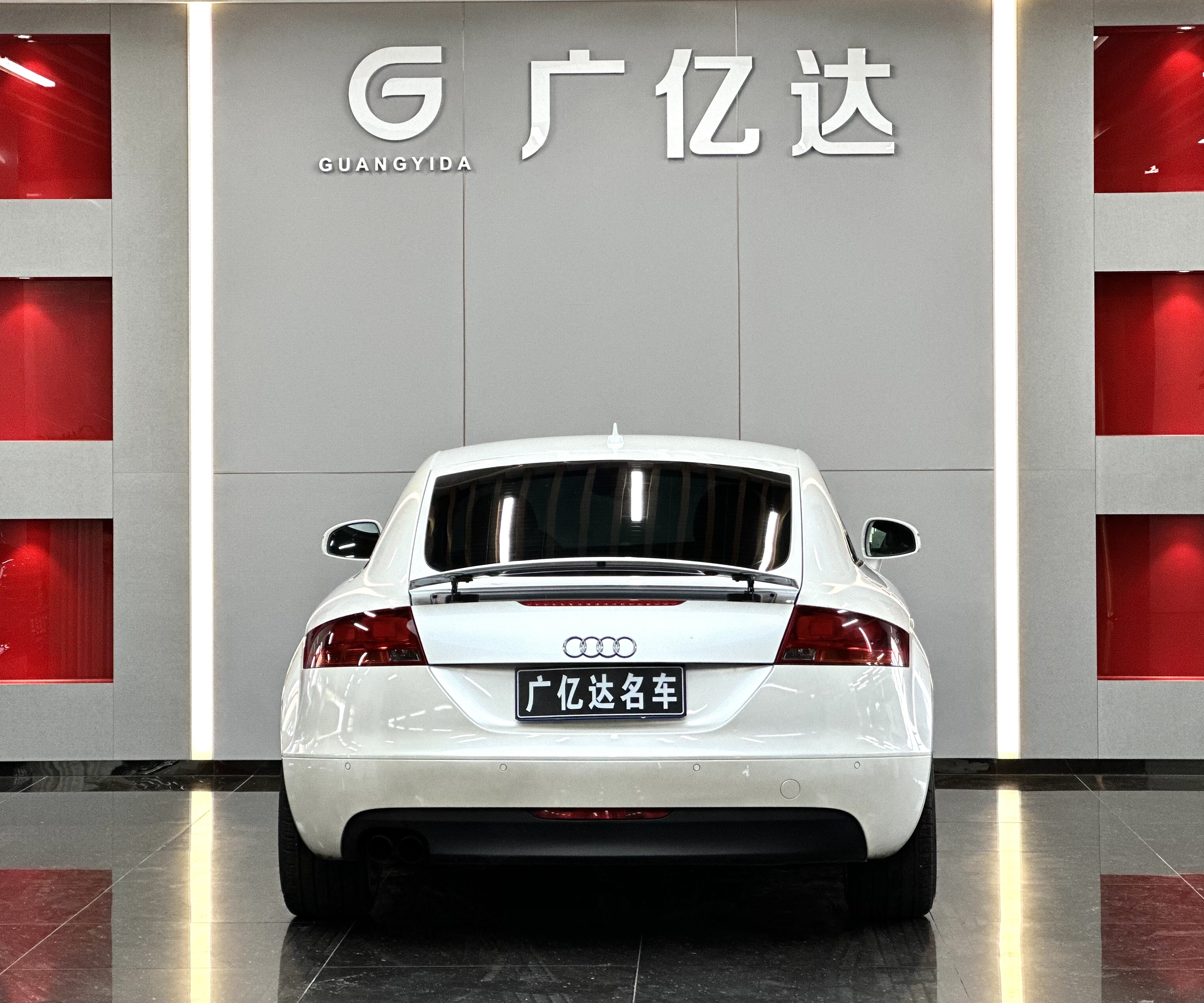 Audi TT 2009 image de voiture #18