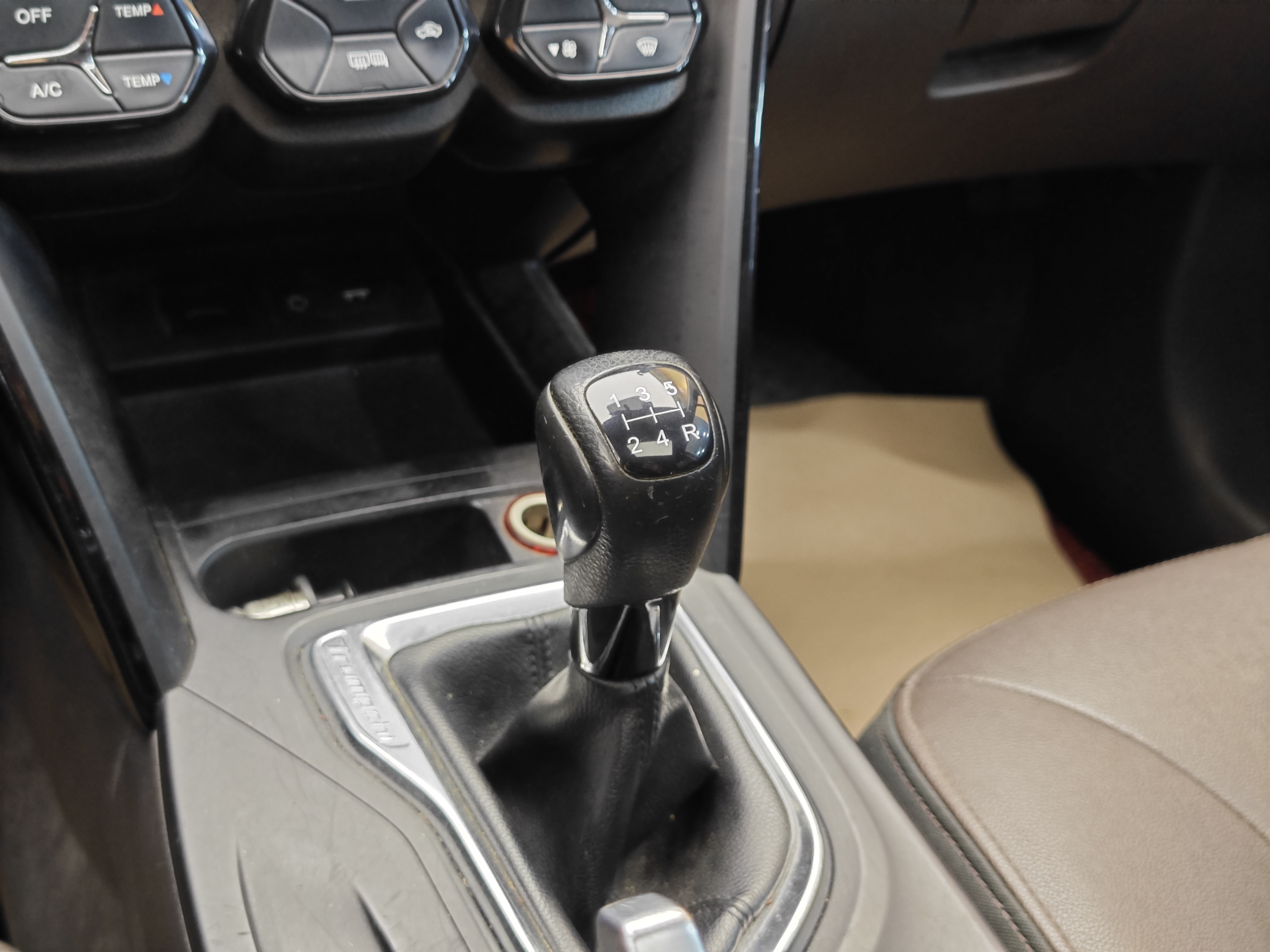 GAC Trumpchi GS4 2016 car image #18