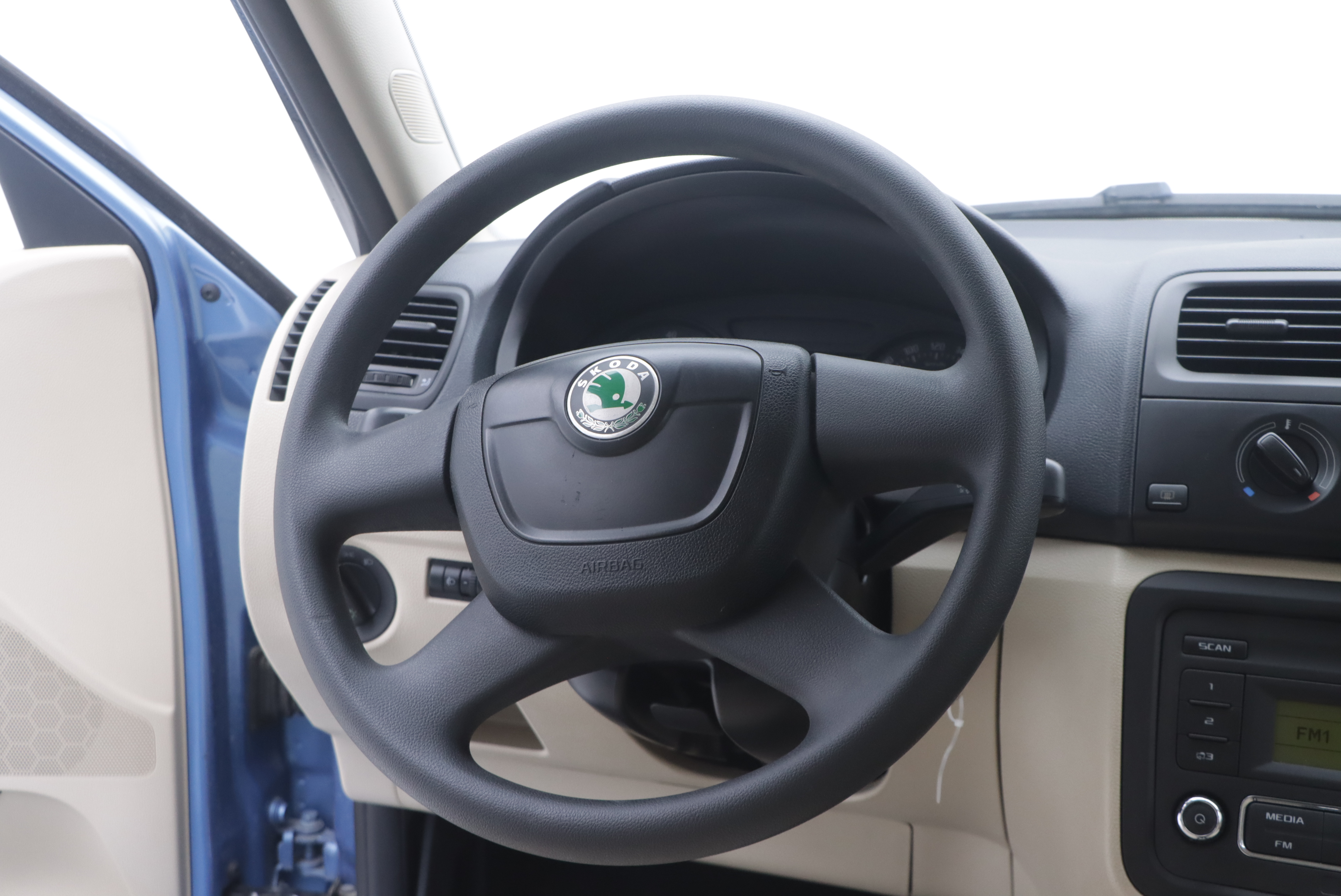 Skoda Fabia 2012 immagine di auto #18