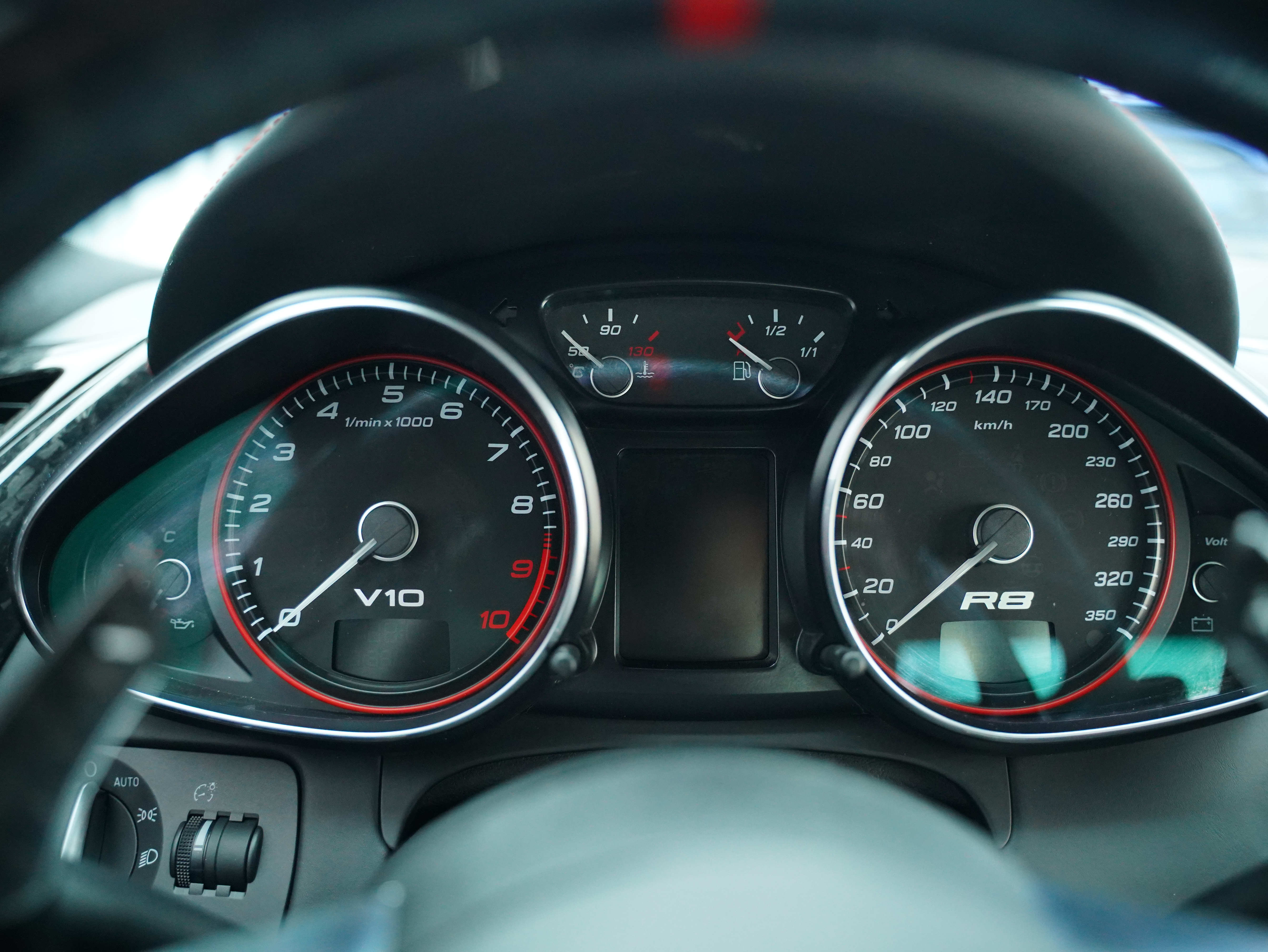 Audi R8 2013 #18 Audi R8 2013 car image #18