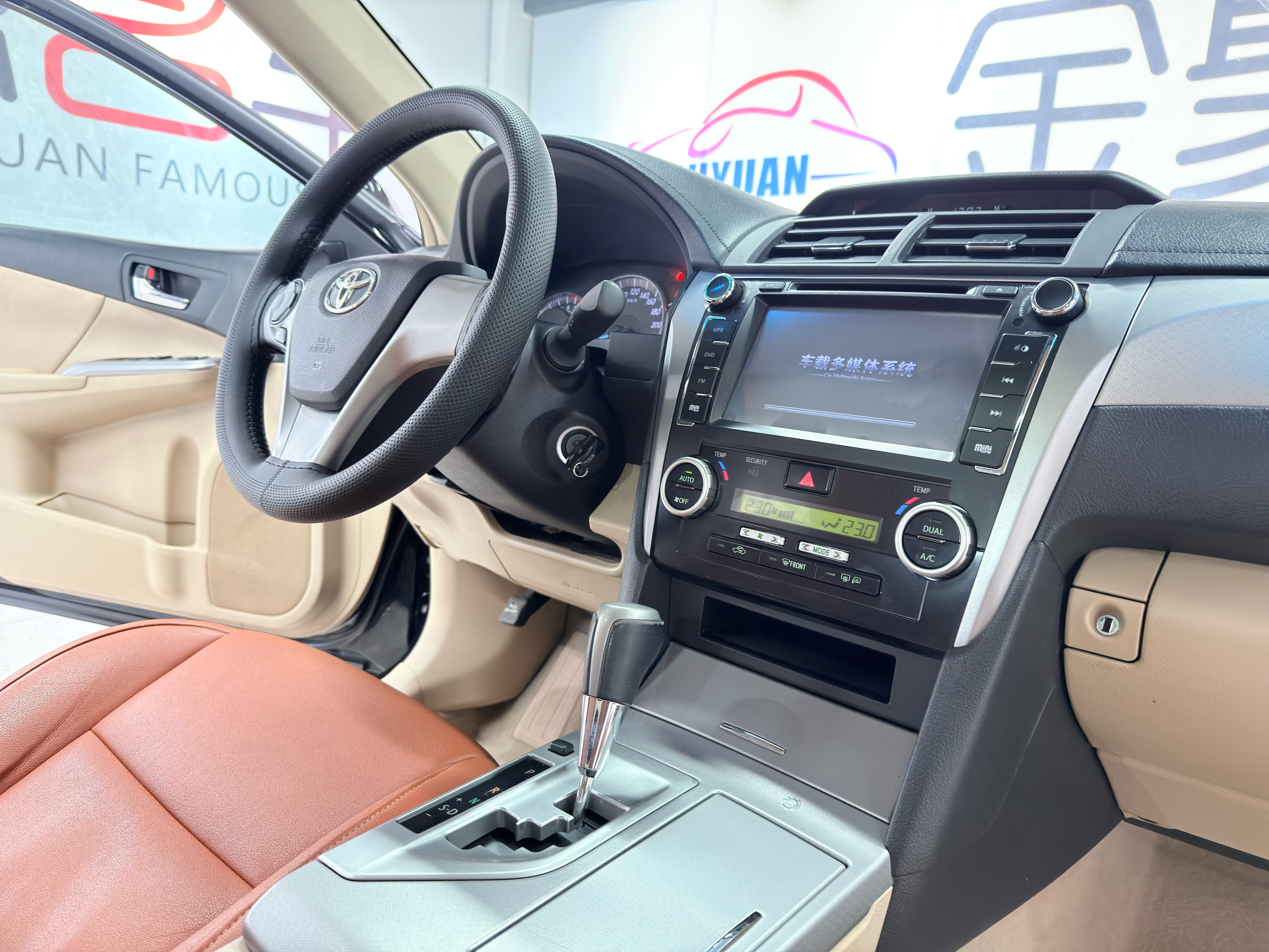 Toyota Camry 2012 imagen de coche #18