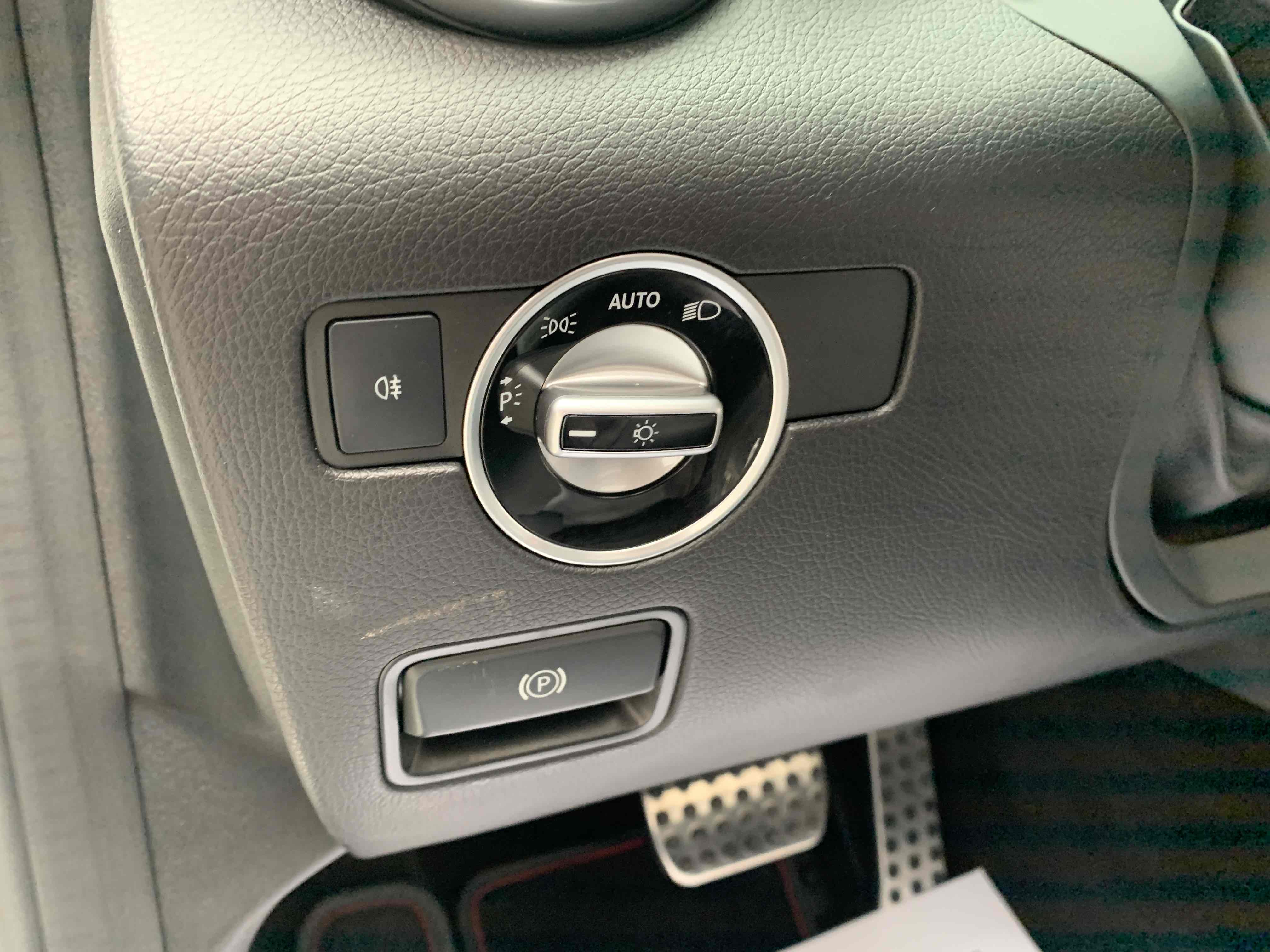 Mercedes-Benz SLC Class 2018 #18 Mercedes-Benz SLC Class 2018 car image #18