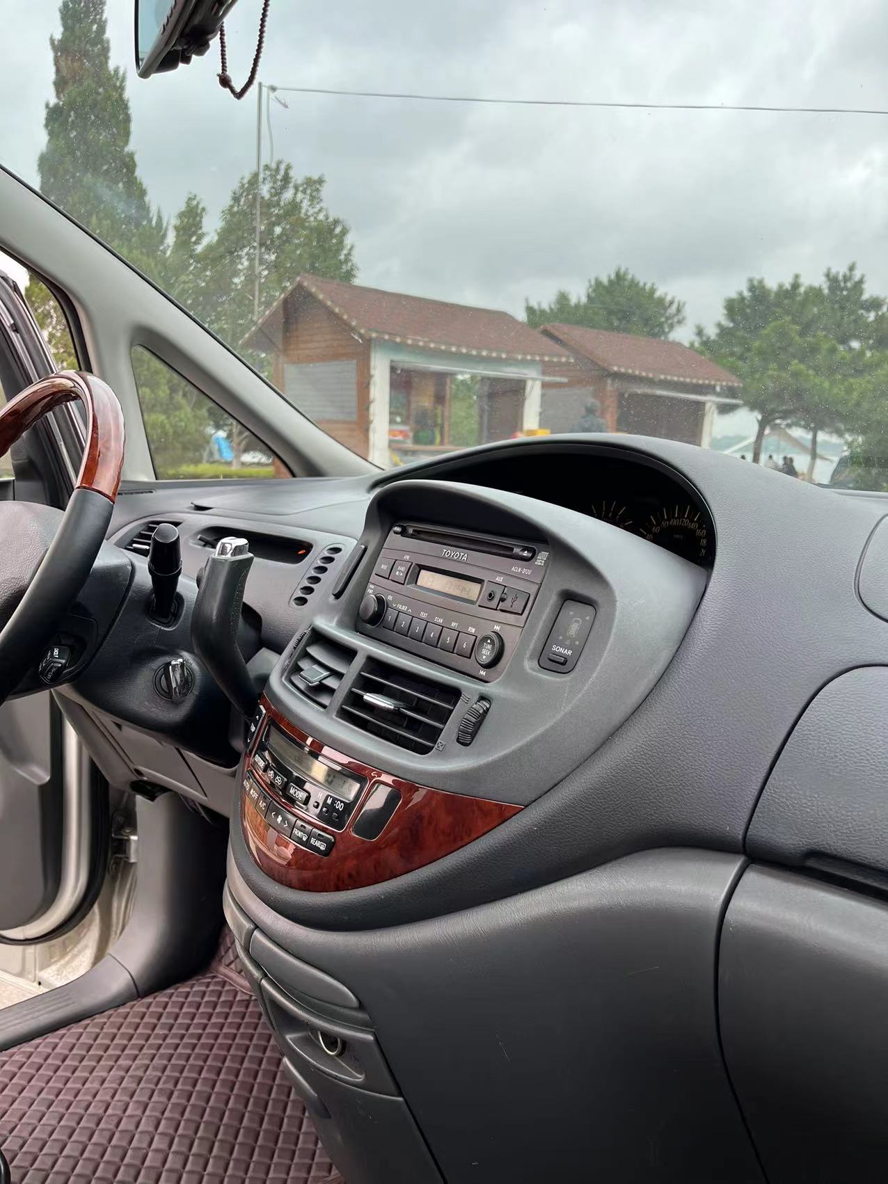 Toyota Previa 2005 car image #18