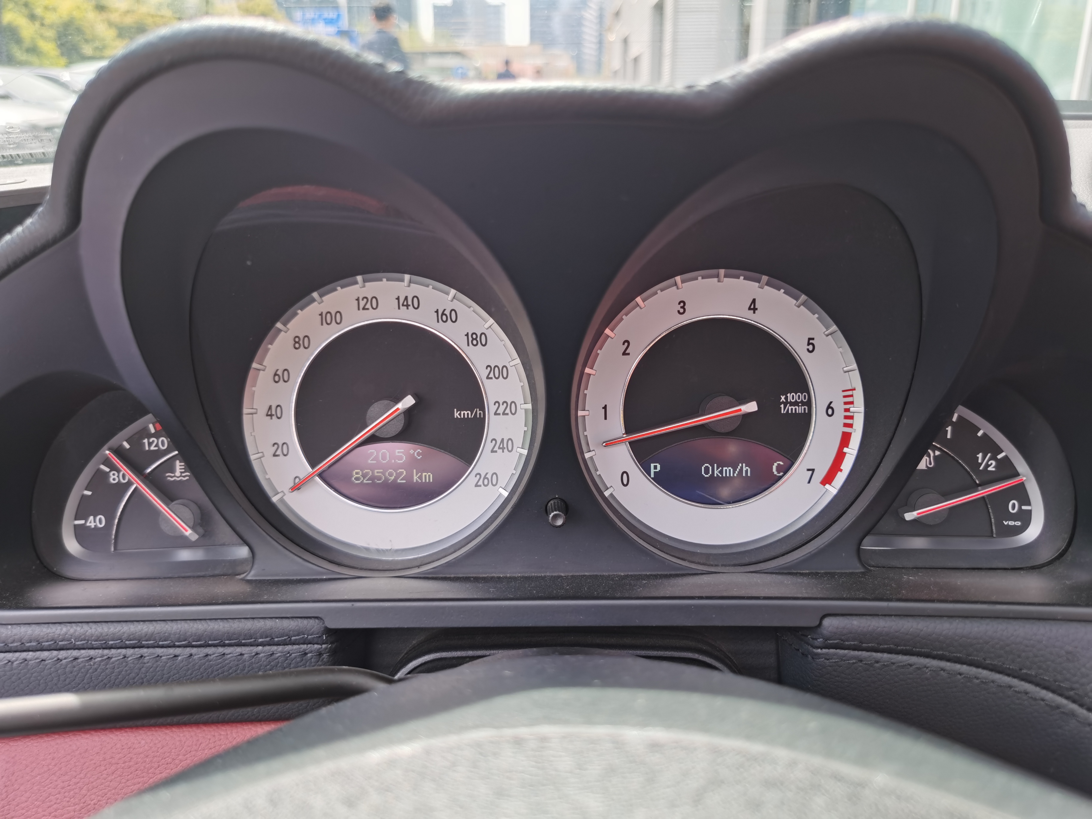 Mercedes-Benz SL Class 2015 car image #18