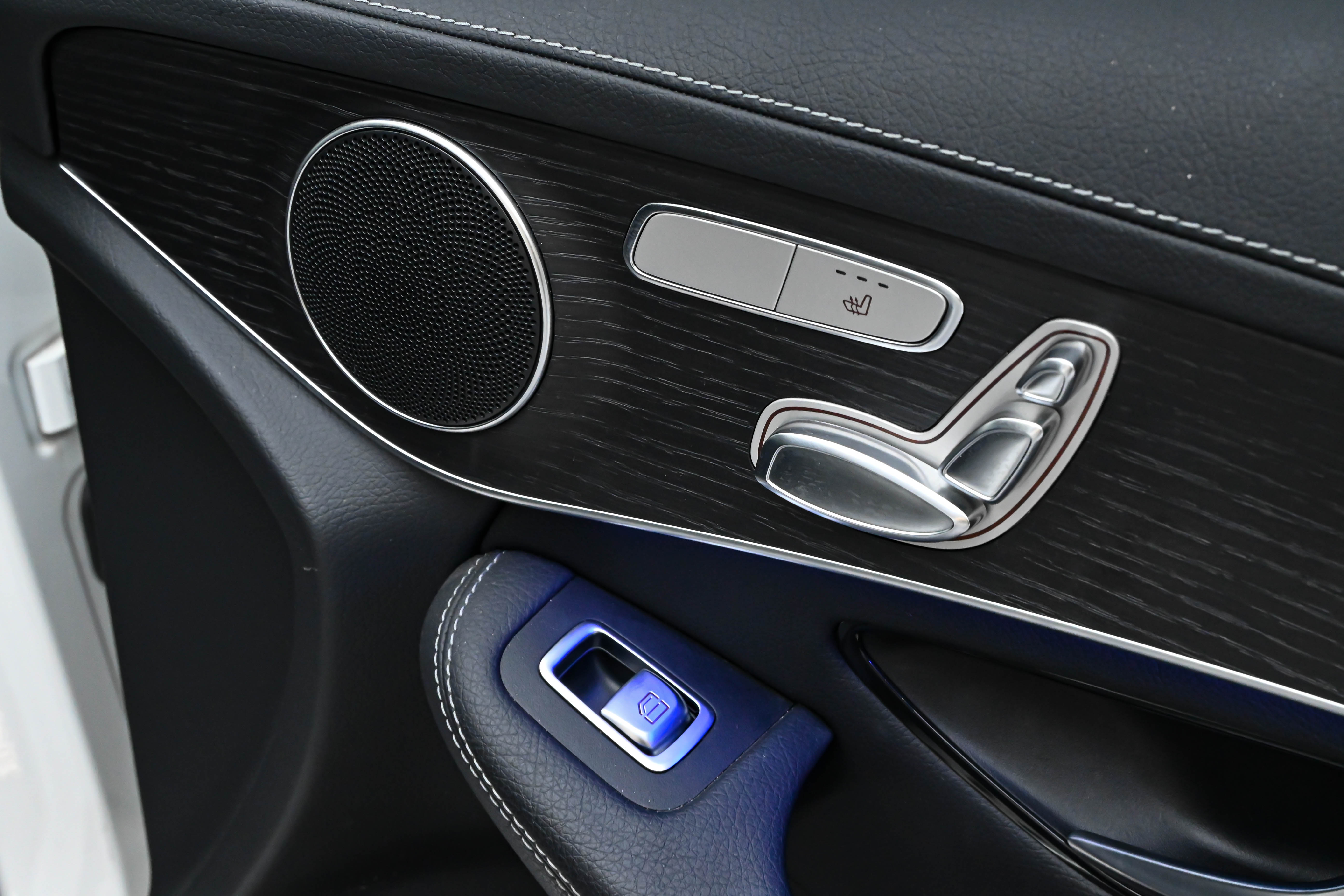 Mercedes-Benz GLC Coupe 2021 immagine di auto #18