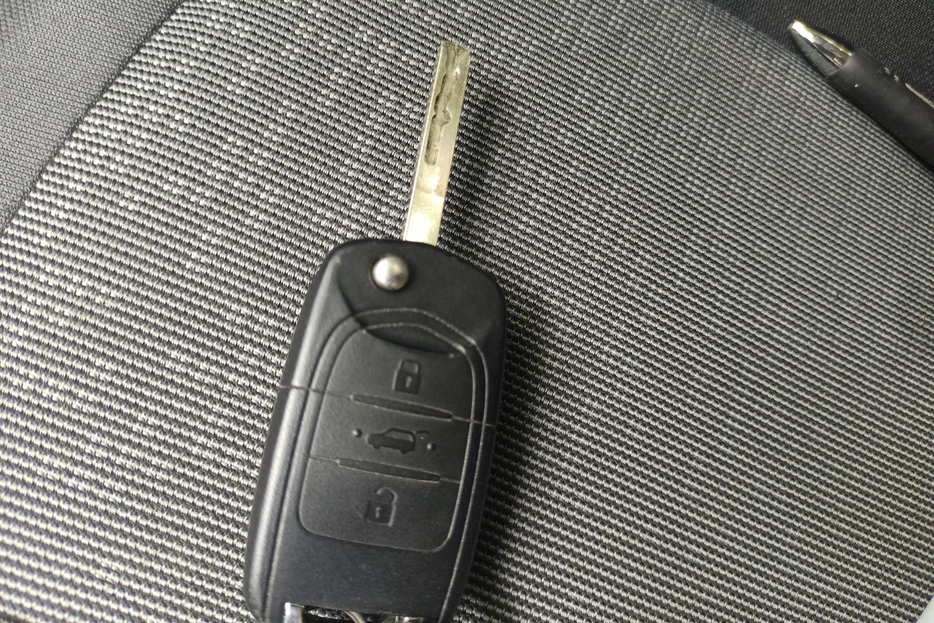 Volkswagen Caravelle 2017 car image #18