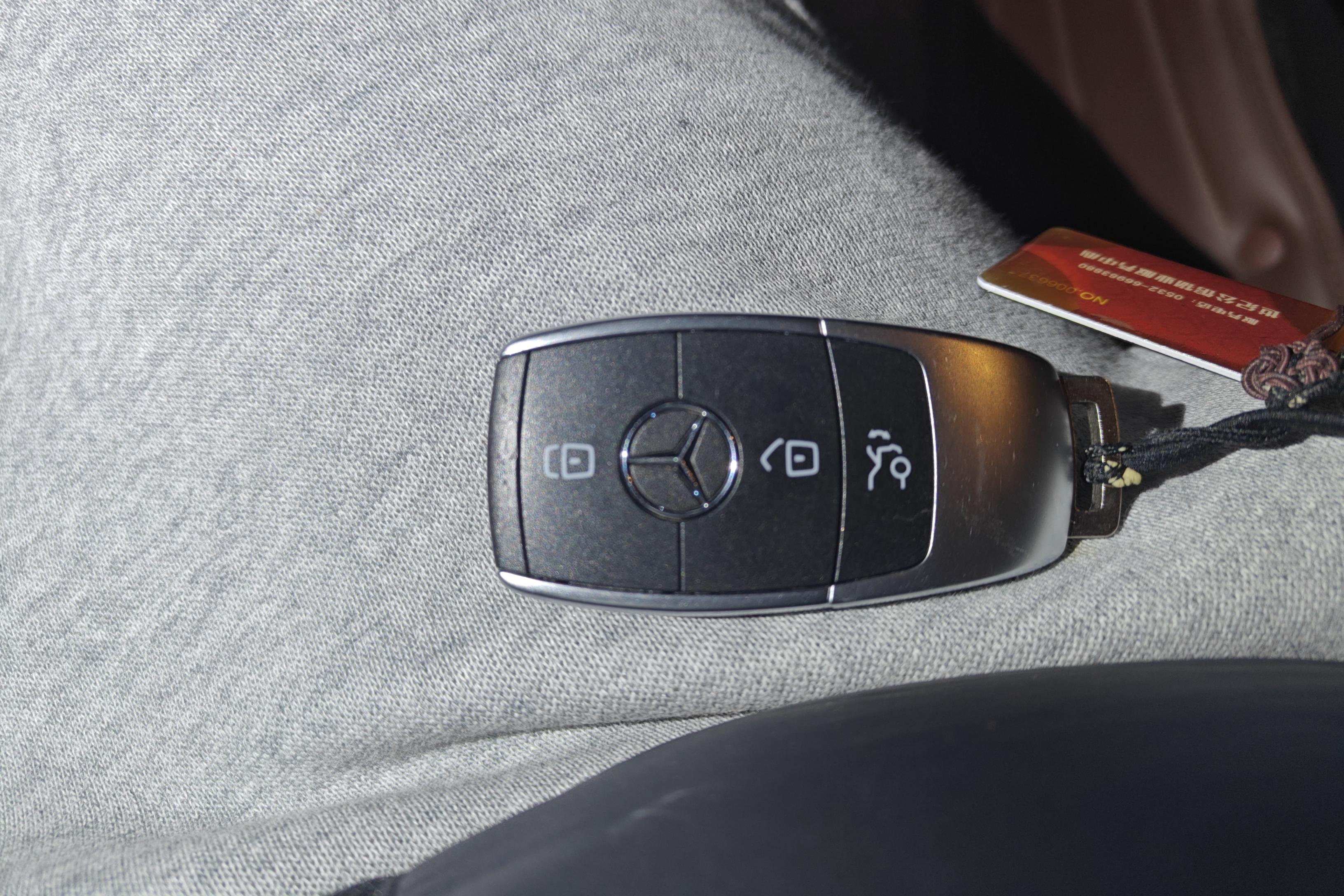 Mercedes-Benz C Class (Imported) 2019 #18 Mercedes-Benz C Class (Imported) 2019 car image #18